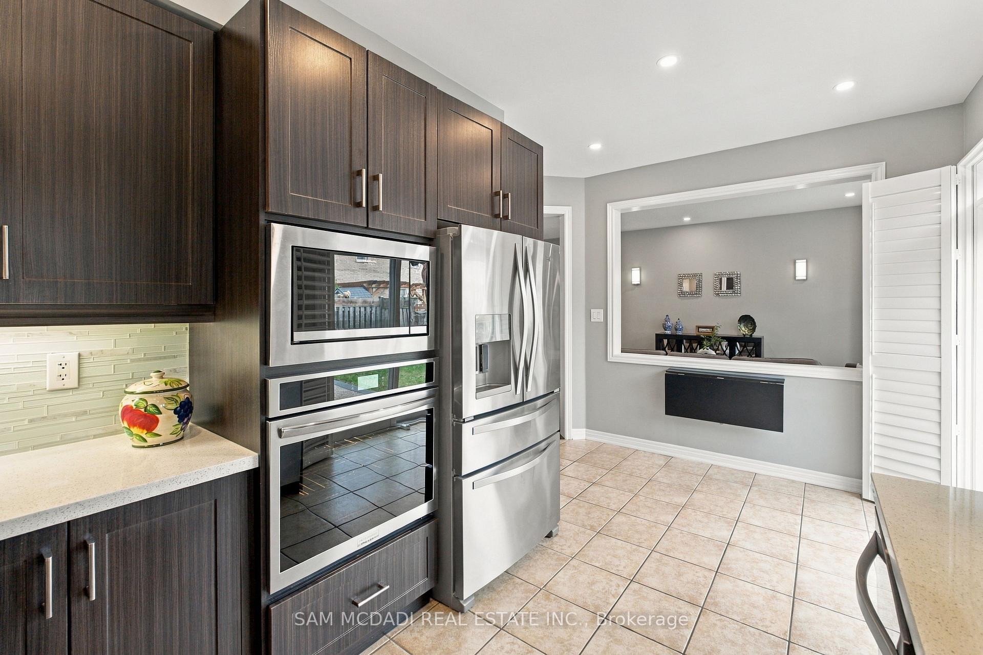 Photo 13 of 195 Holmes Crescent, Milton, Scott — HOMEH