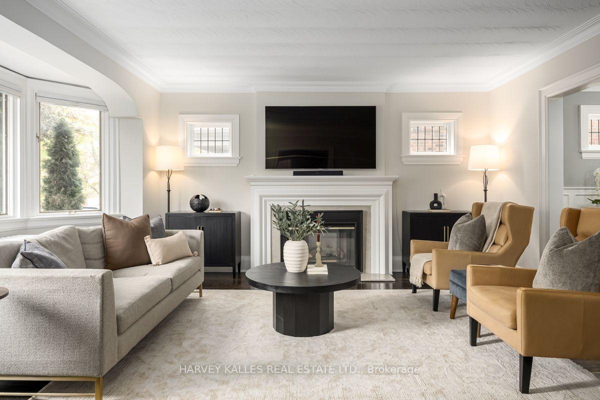 Photo 5 of 110 Chatsworth Drive, Toronto, Lawrence Park South — HOMEH
