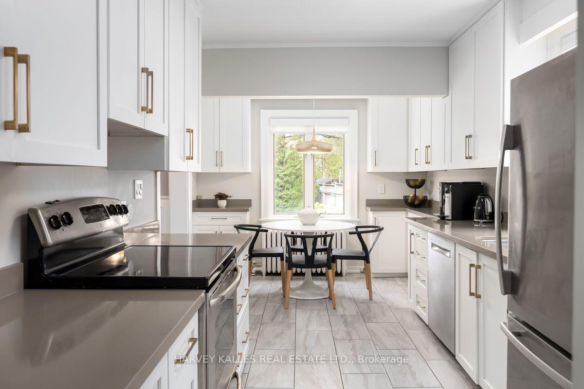 Photo 15 of 110 Chatsworth Drive, Toronto, Lawrence Park South — HOMEH