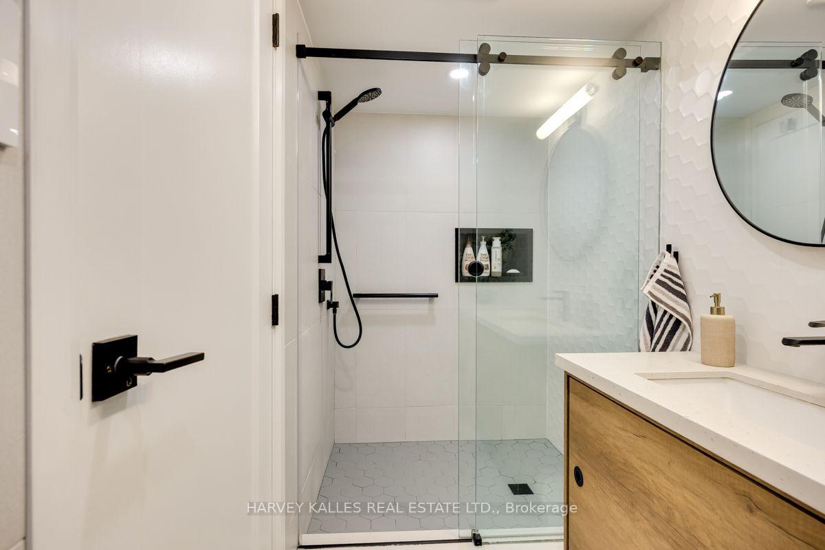Photo 41 of 110 Chatsworth Drive, Toronto, Lawrence Park South — HOMEH
