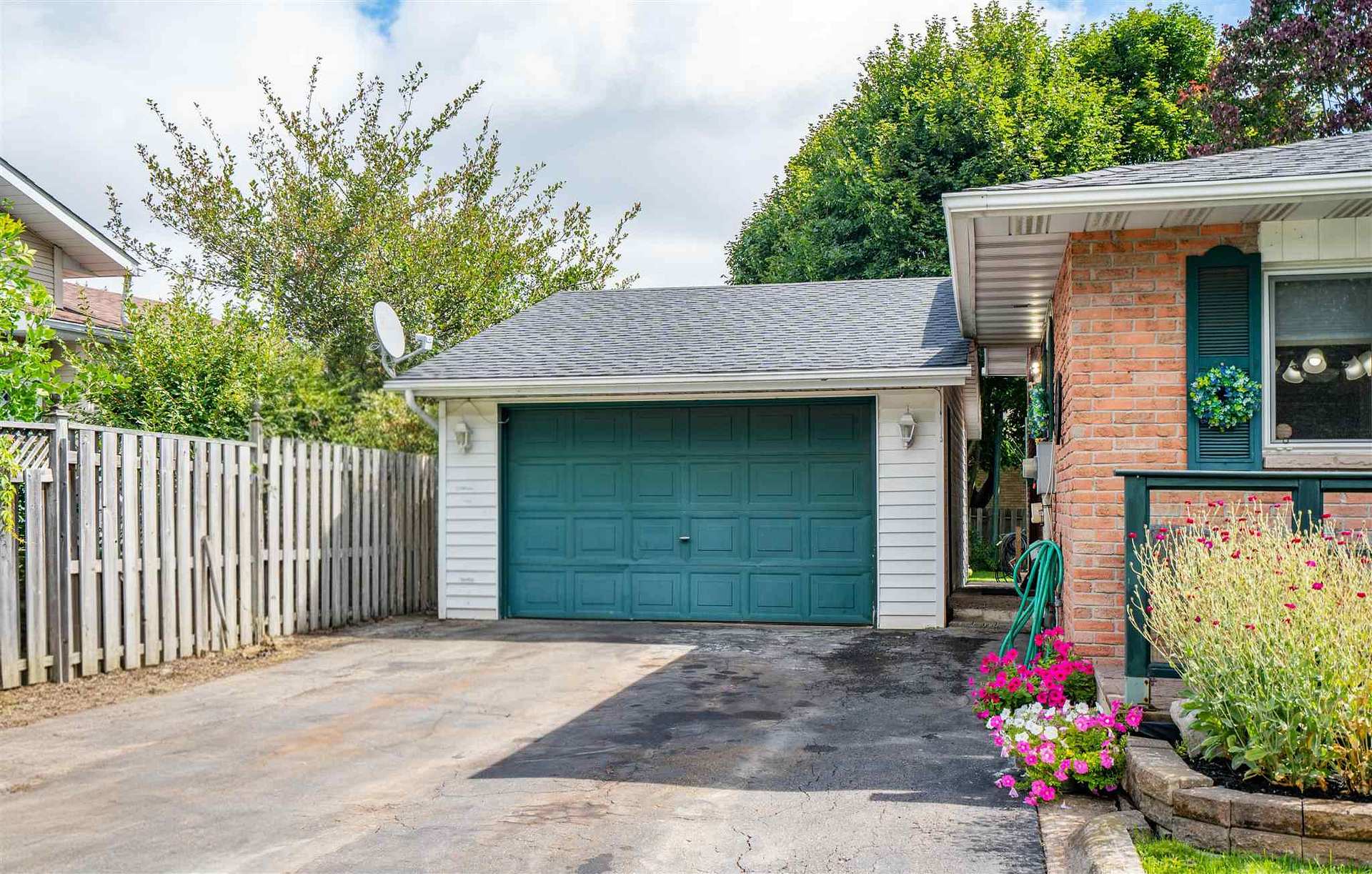 Photo 2 of 26 Heath Road, Sault Ste Marie, Ward 1 — HOMEH