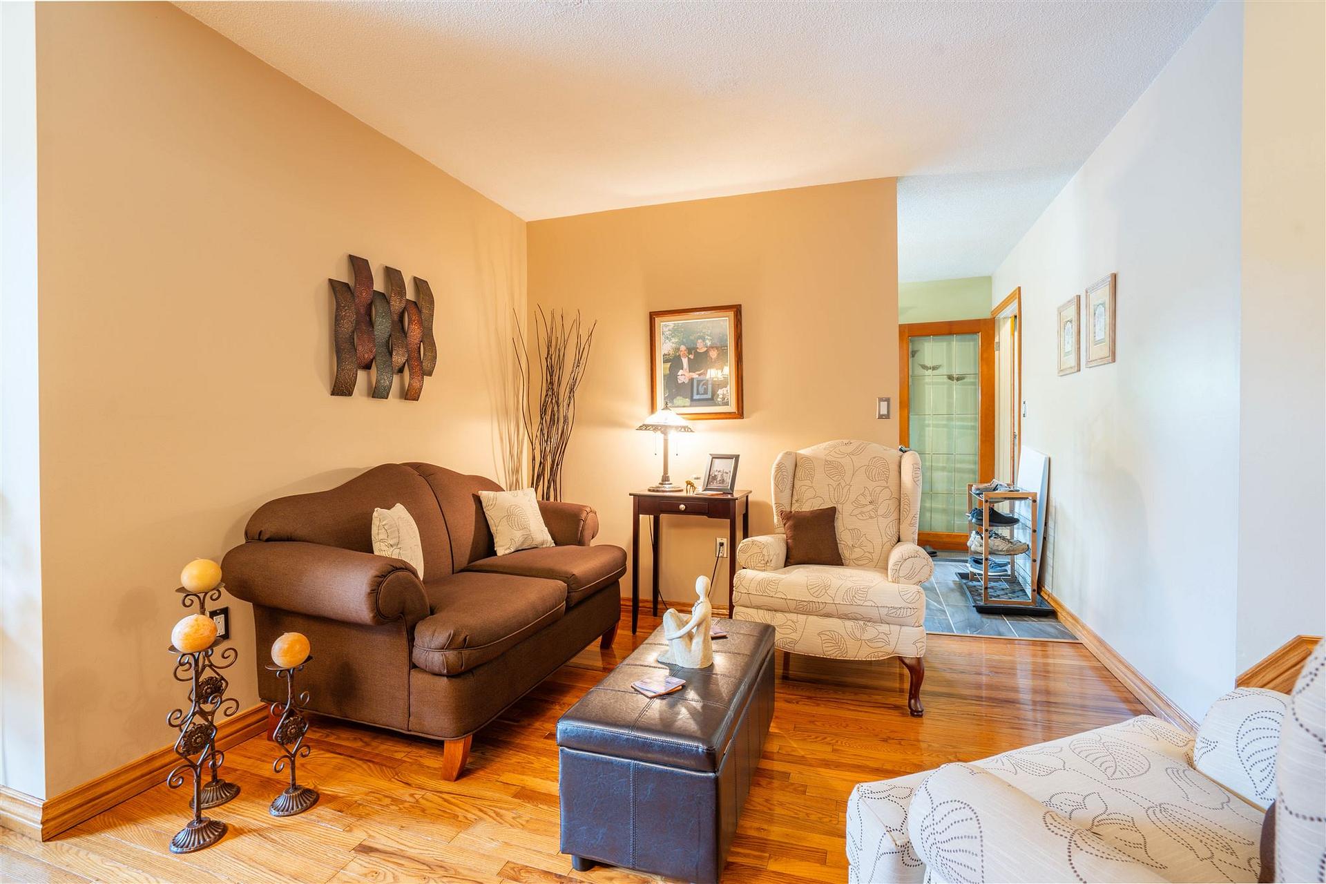 Photo 8 of 26 Heath Road, Sault Ste Marie, Ward 1 — HOMEH