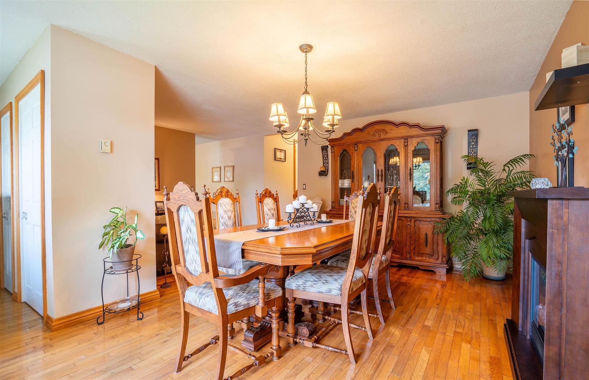 Photo 10 of 26 Heath Road, Sault Ste Marie, Ward 1 — HOMEH