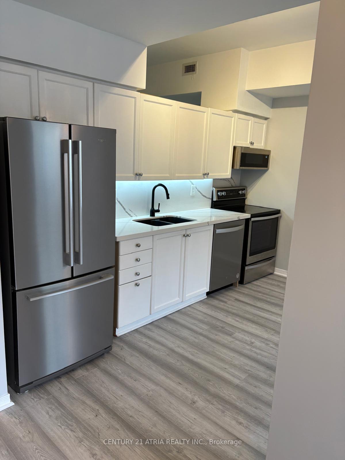 Photo 2 of Unit 103, 140 Bathurst Street, Toronto, Waterfront Communities — HOMEH