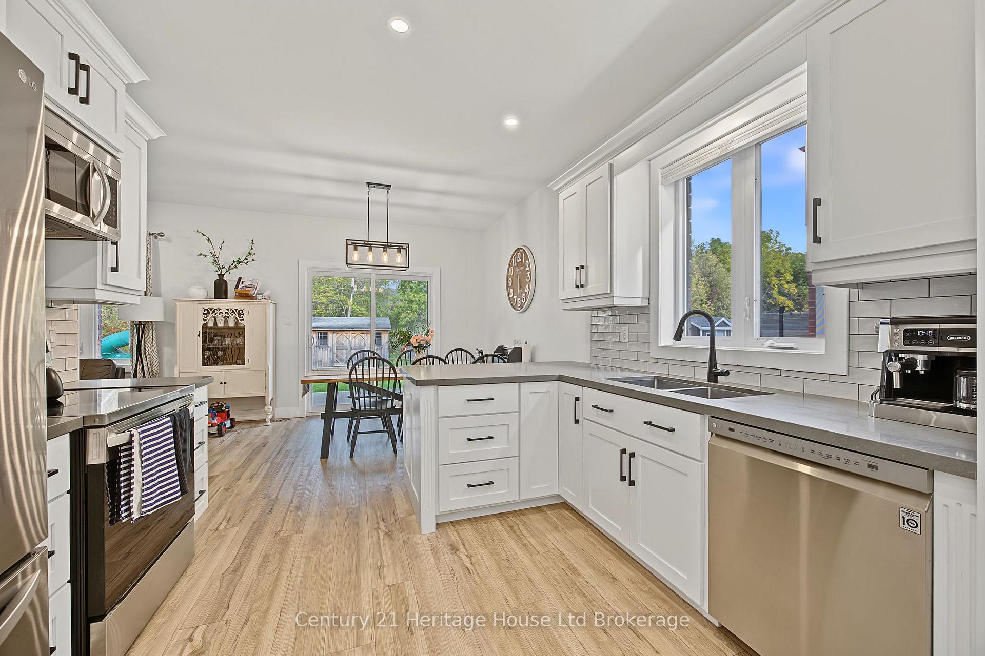 Photo 14 of 26 Brookside Lane, Tillsonburg — HOMEH