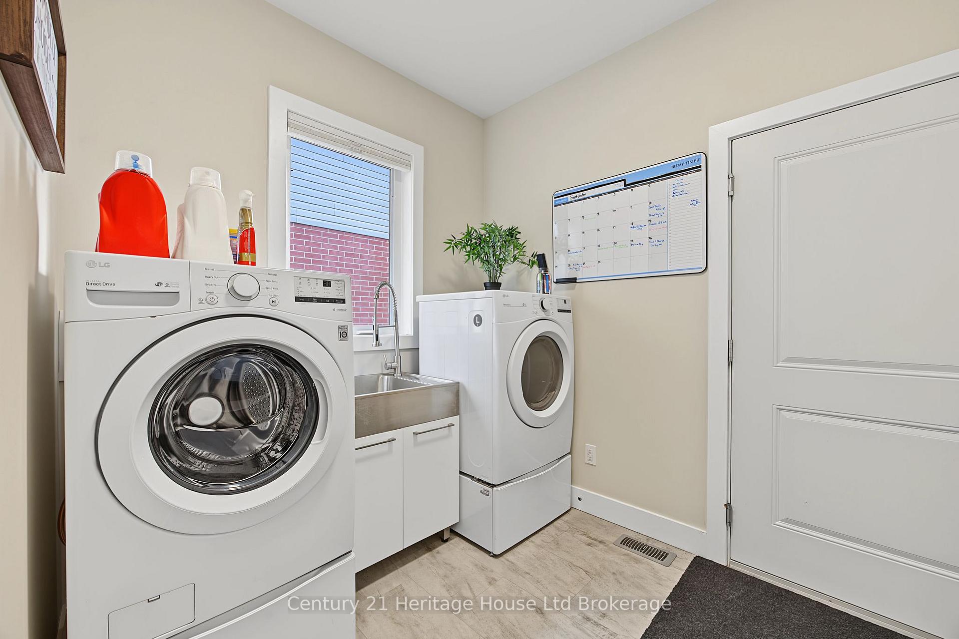 Photo 20 of 26 Brookside Lane, Tillsonburg — HOMEH