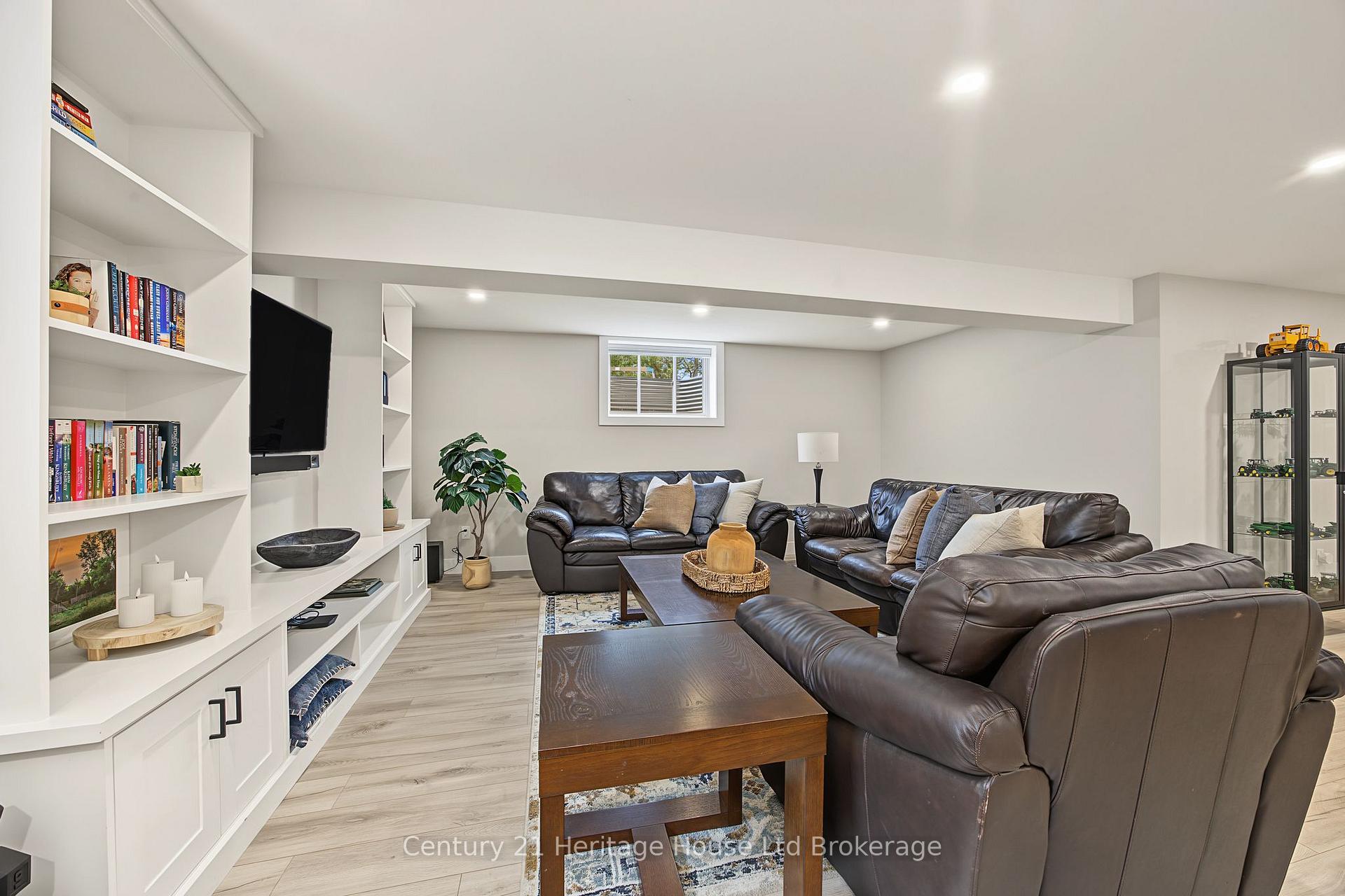 Photo 22 of 26 Brookside Lane, Tillsonburg — HOMEH