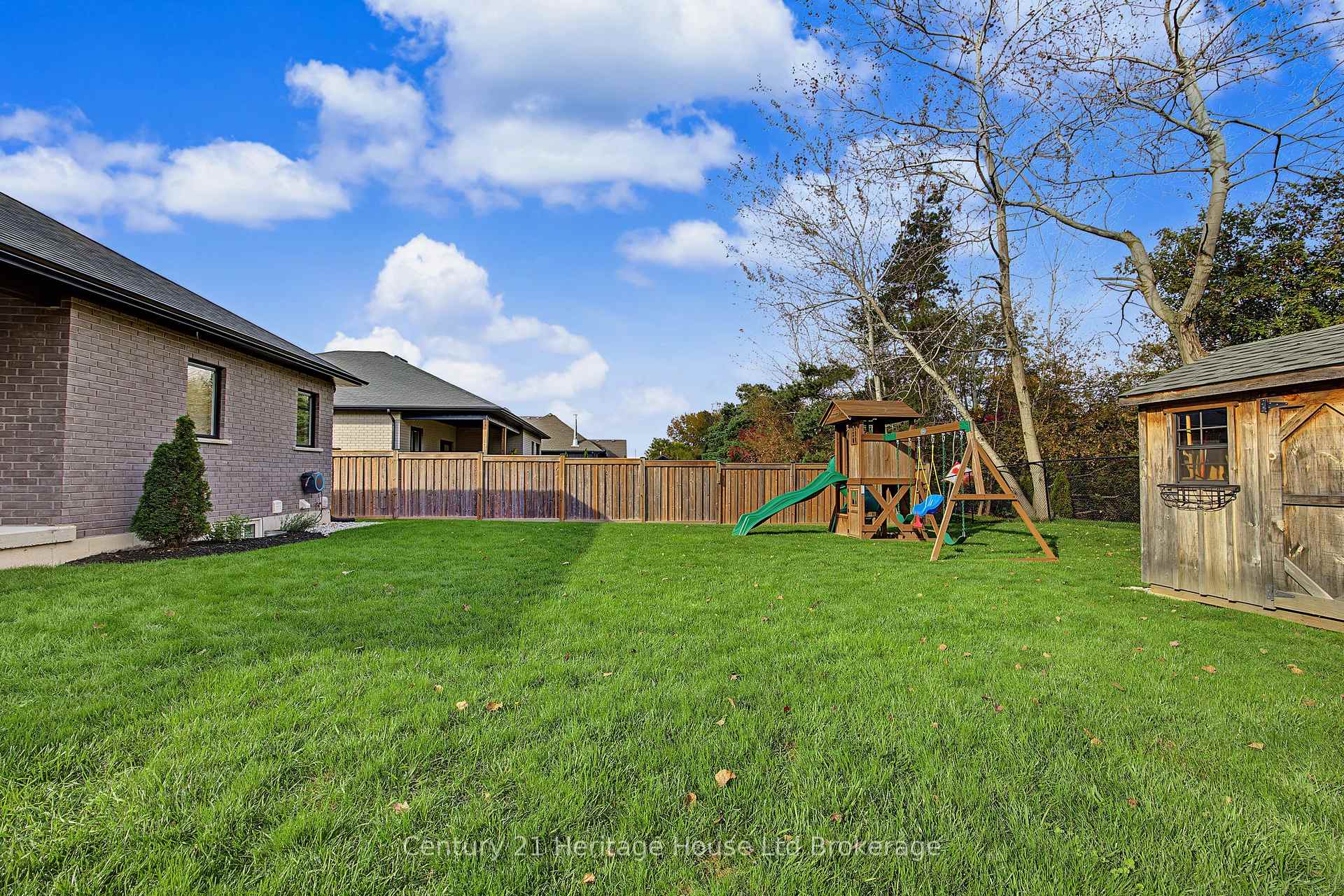 Photo 33 of 26 Brookside Lane, Tillsonburg — HOMEH