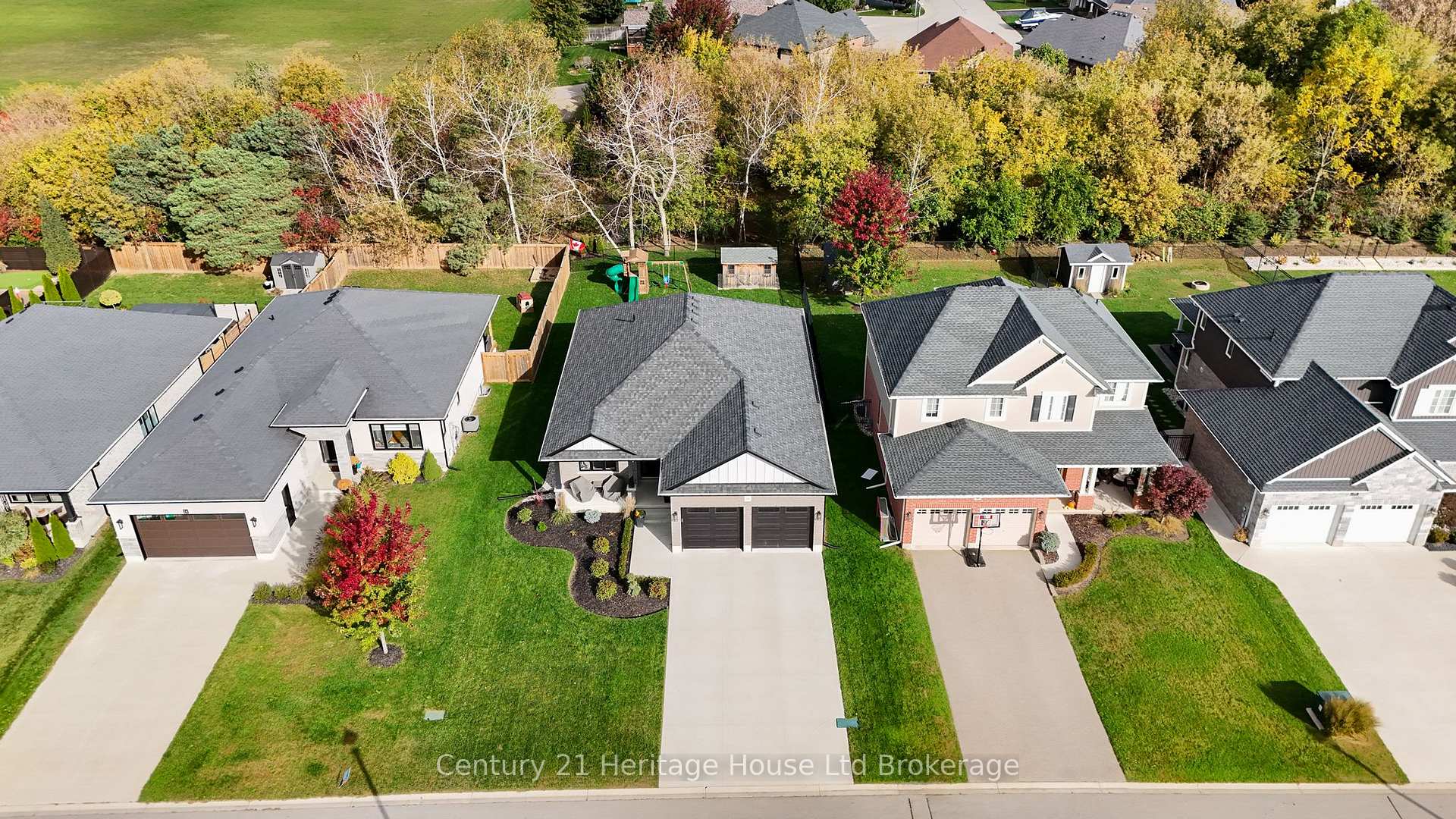 Photo 36 of 26 Brookside Lane, Tillsonburg — HOMEH
