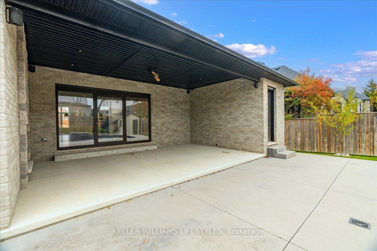 Photo 39 of 2657 Torrey Pines Way, London, North R — HOMEH
