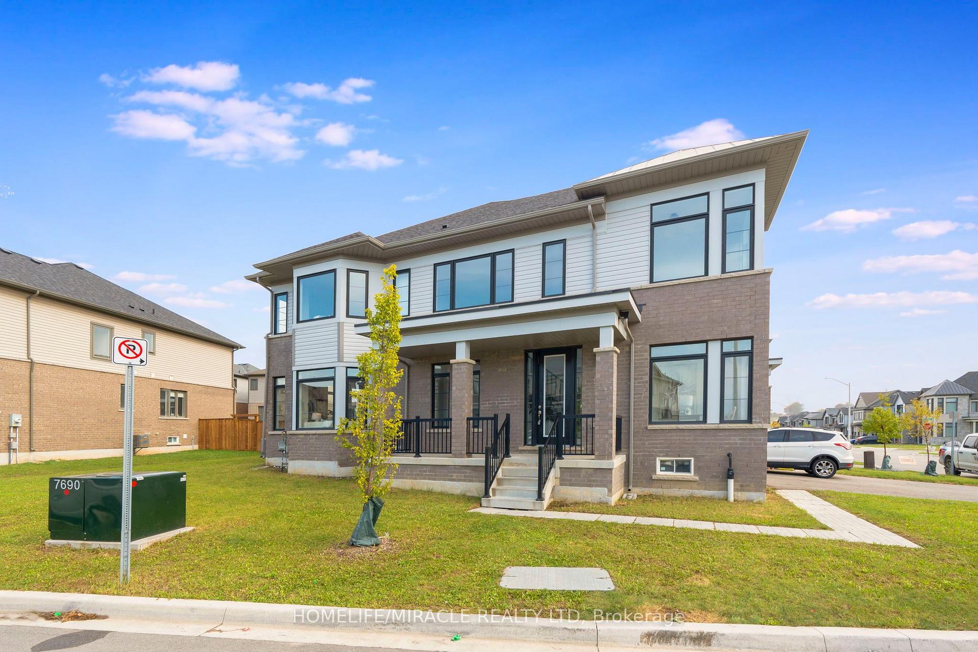 Photo 2 of 161 Freedom Crescent, Hamilton, Mount Hope — HOMEH