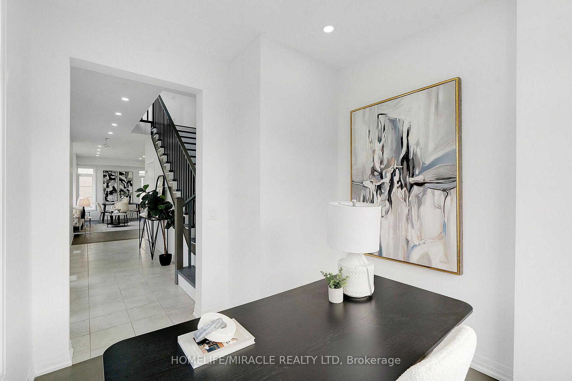 Photo 10 of 161 Freedom Crescent, Hamilton, Mount Hope — HOMEH