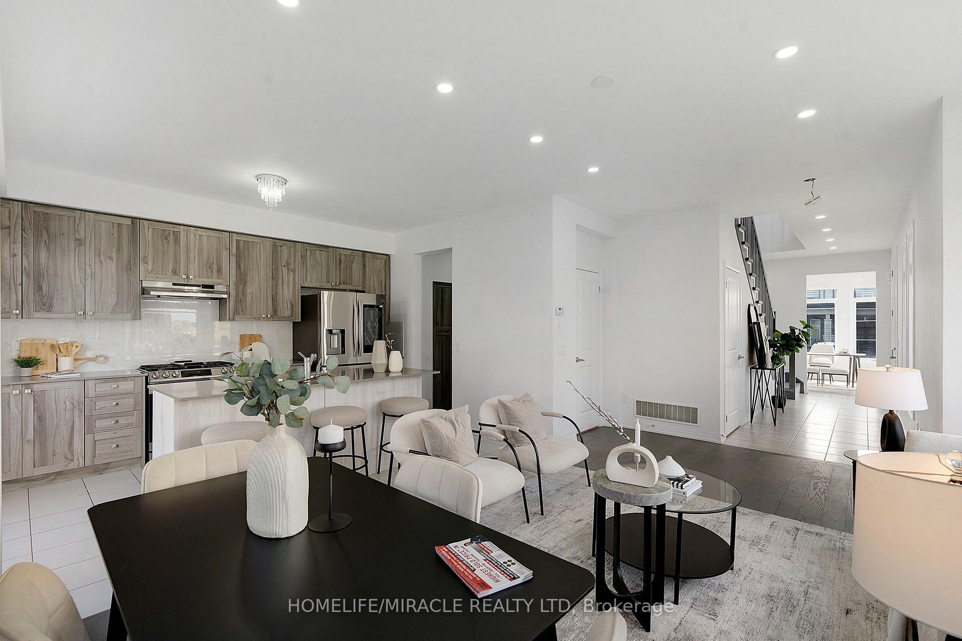 Photo 14 of 161 Freedom Crescent, Hamilton, Mount Hope — HOMEH