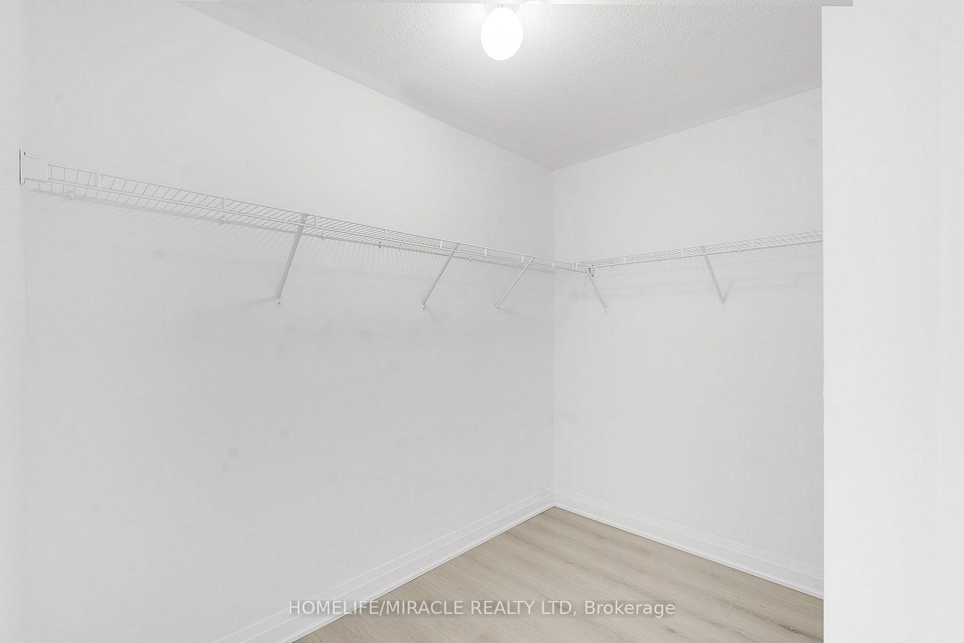 Photo 24 of 161 Freedom Crescent, Hamilton, Mount Hope — HOMEH