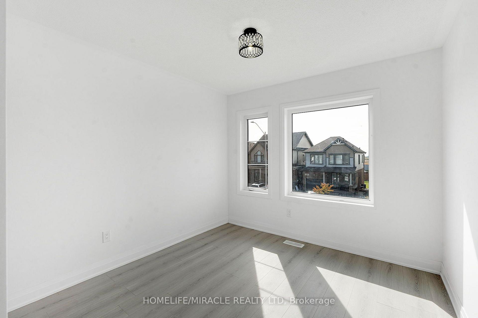 Photo 28 of 161 Freedom Crescent, Hamilton, Mount Hope — HOMEH