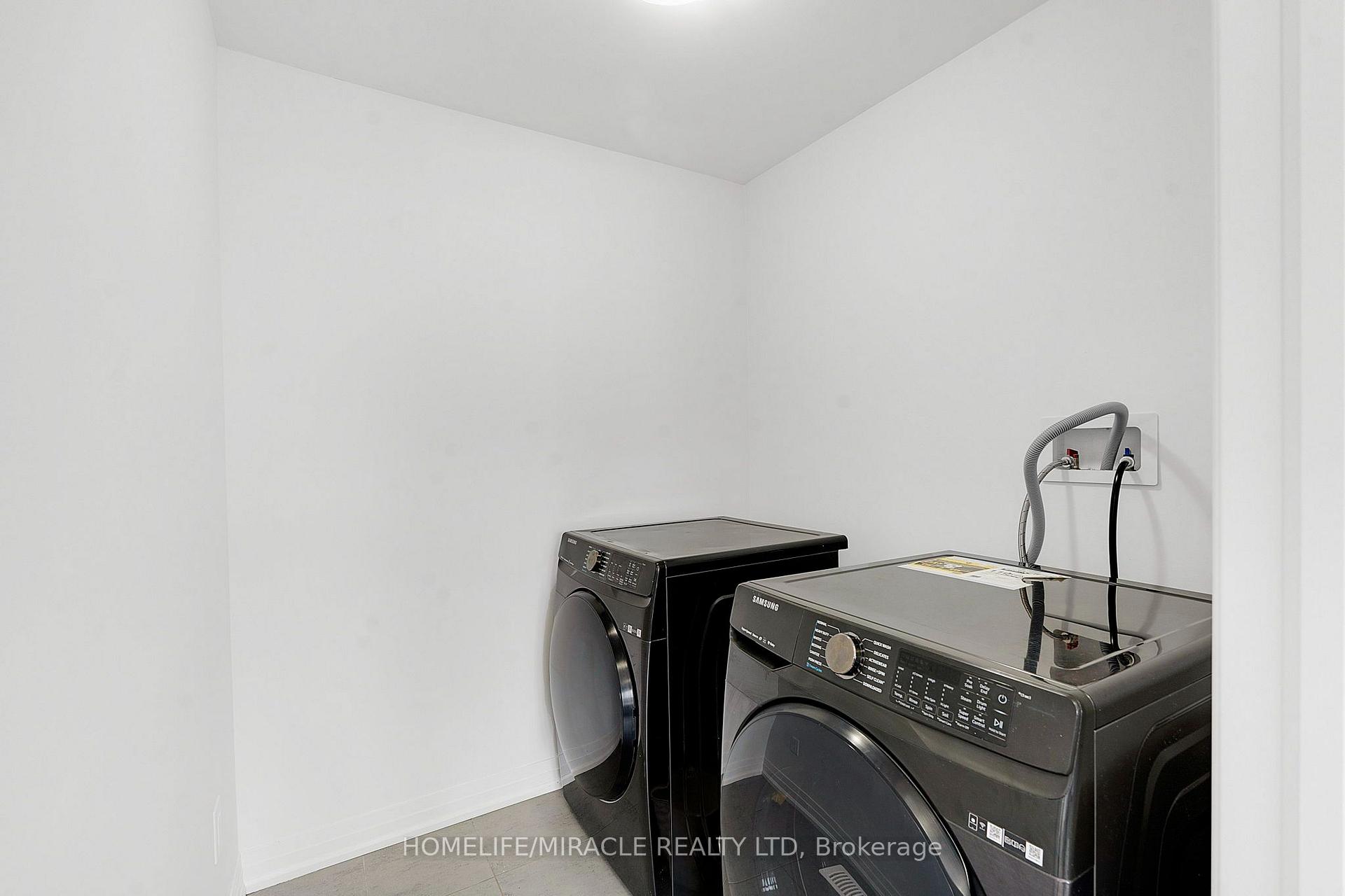 Photo 31 of 161 Freedom Crescent, Hamilton, Mount Hope — HOMEH