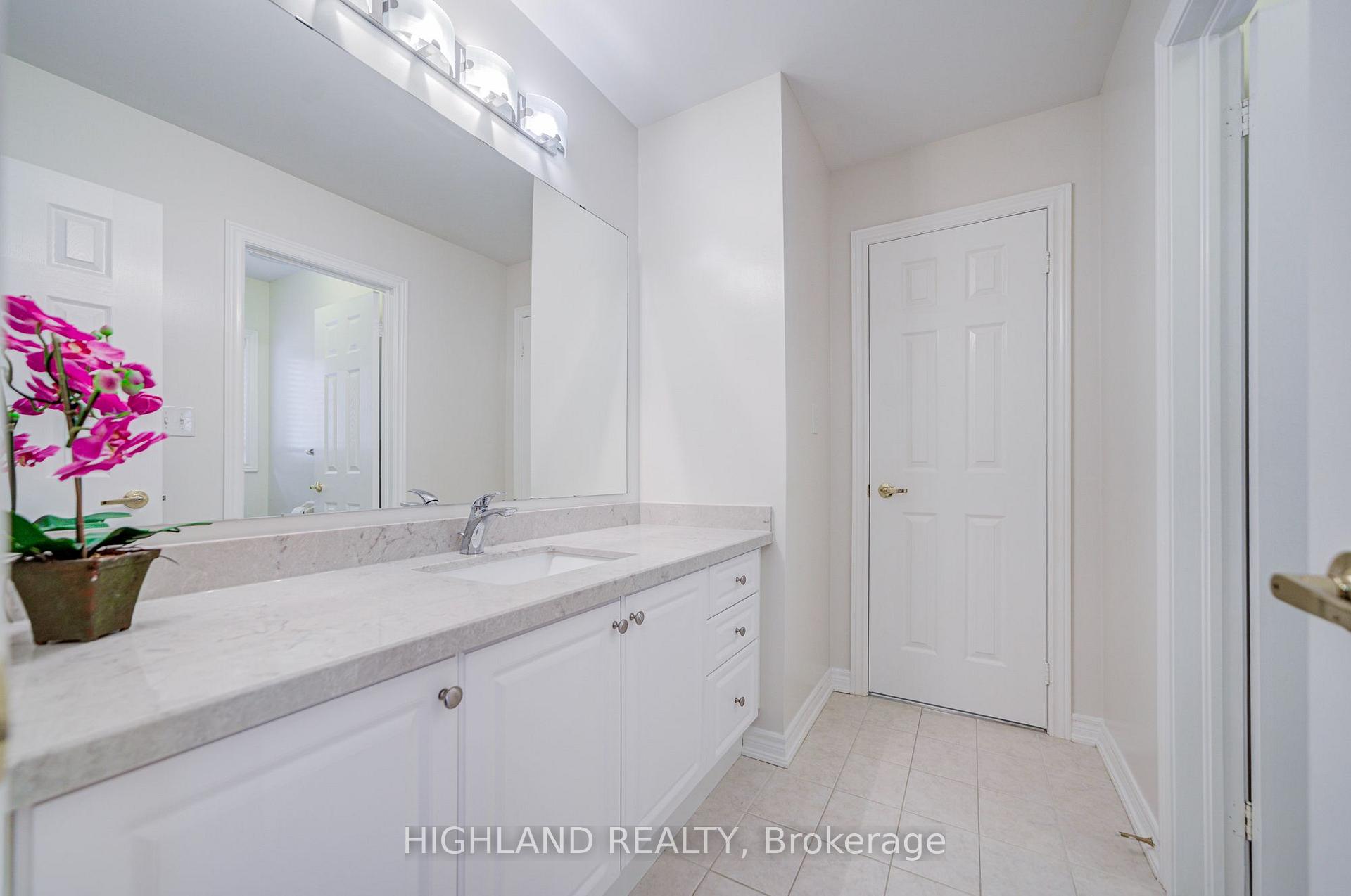 Photo 29 of 3175 Robert Brown Boulevard, Oakville, Glenorchy — HOMEH