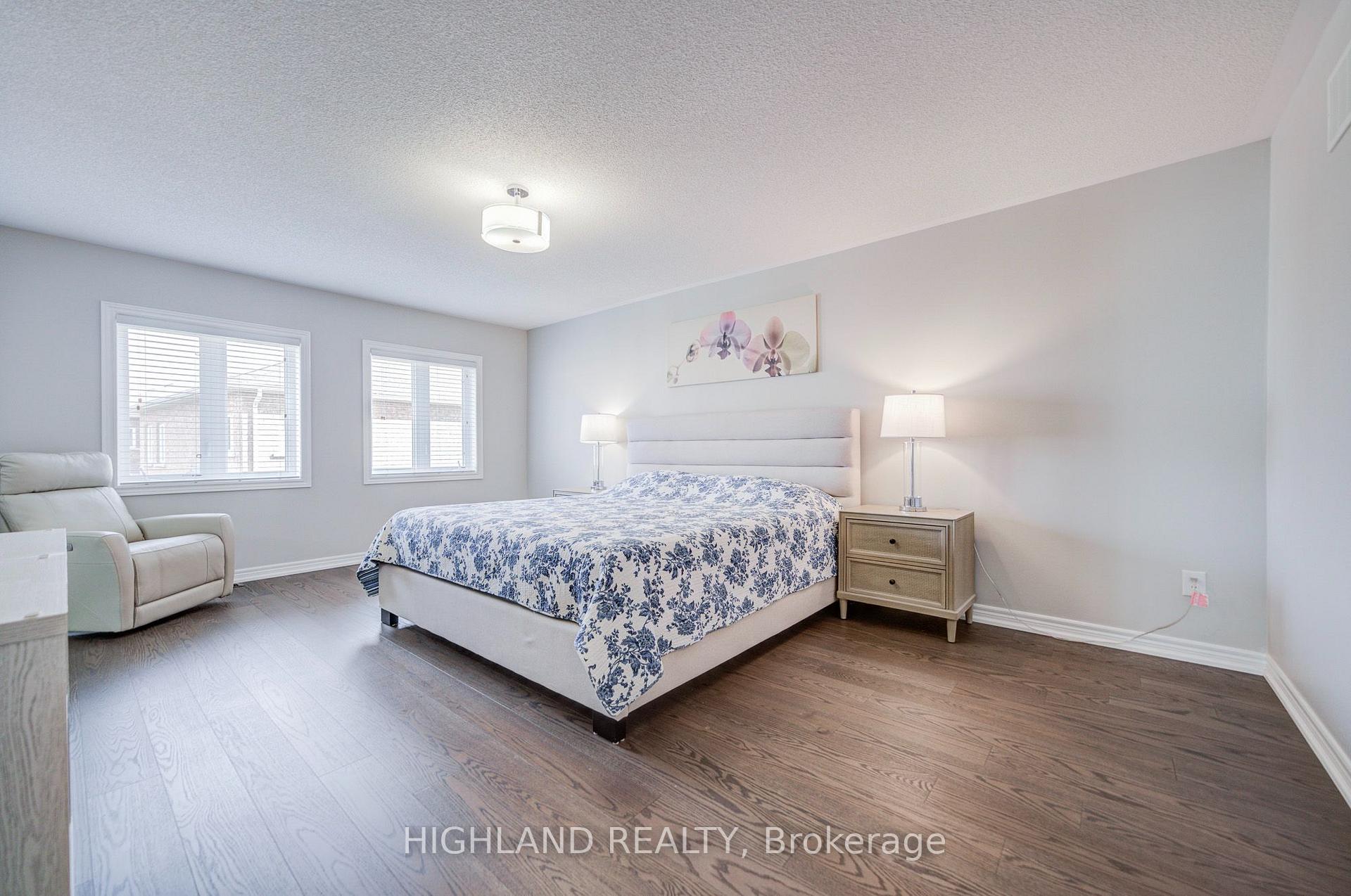 Photo 31 of 3175 Robert Brown Boulevard, Oakville, Glenorchy — HOMEH