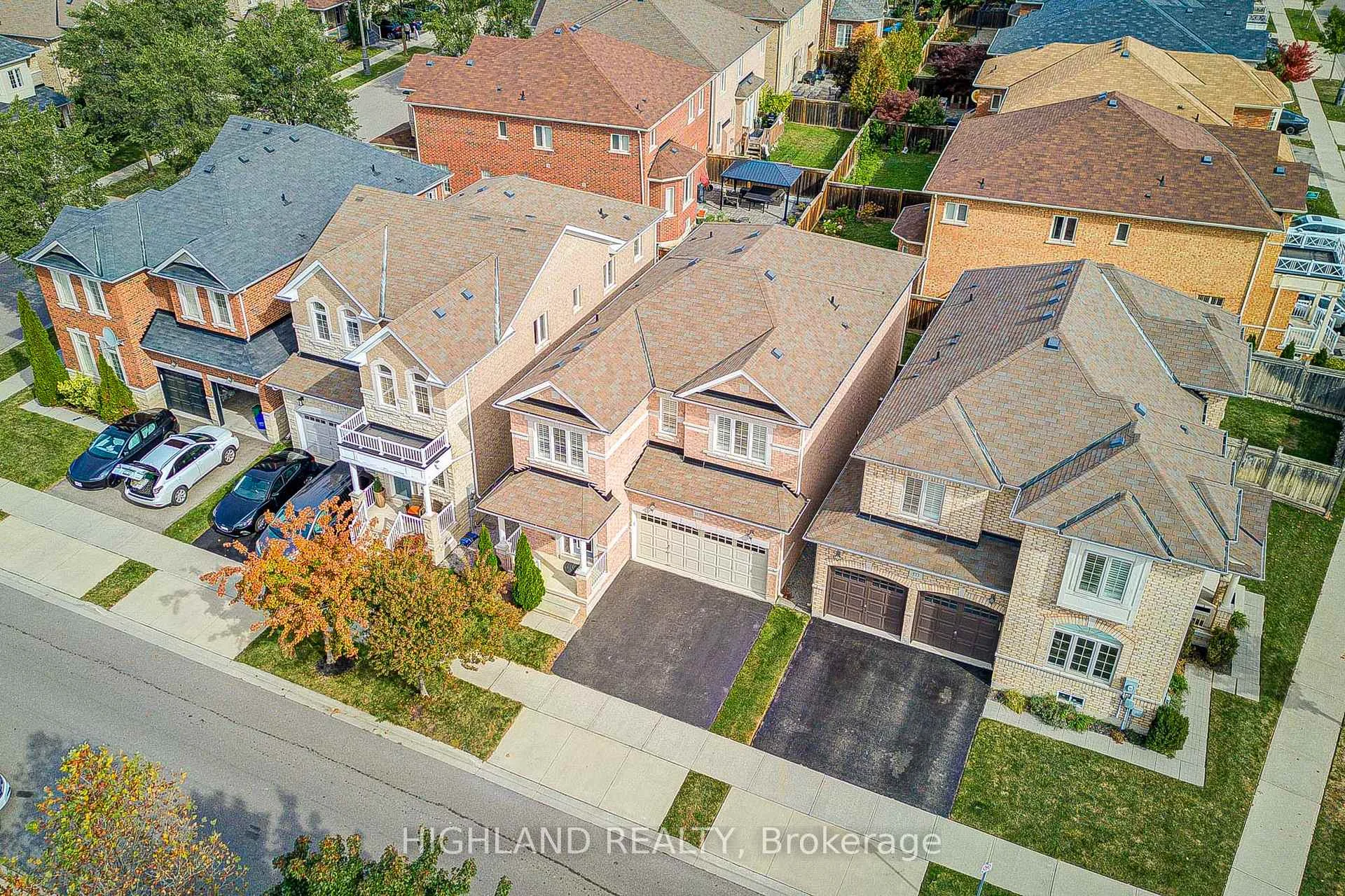 Photo 38 of 3175 Robert Brown Boulevard, Oakville, Glenorchy — HOMEH