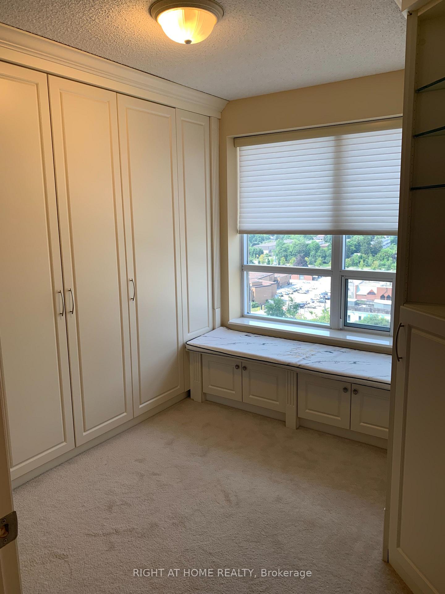 Photo 12 of Unit 1306, 8 Mckee Avenue, North York, Willowdale East — HOMEH