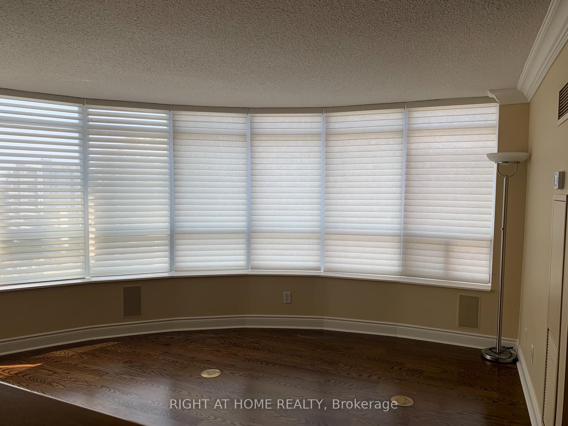 Photo 15 of Unit 1306, 8 Mckee Avenue, North York, Willowdale East — HOMEH