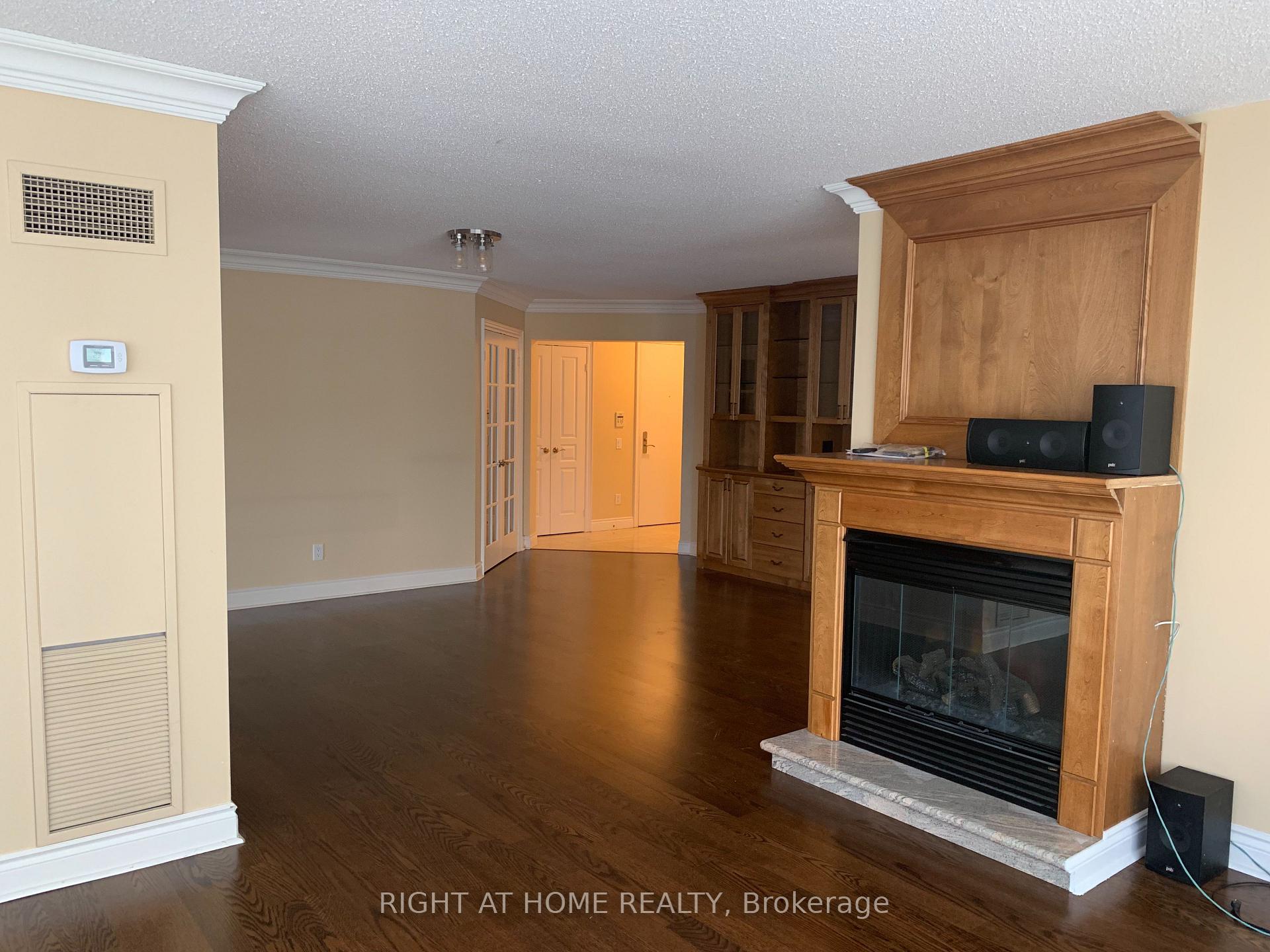 Photo 17 of Unit 1306, 8 Mckee Avenue, North York, Willowdale East — HOMEH
