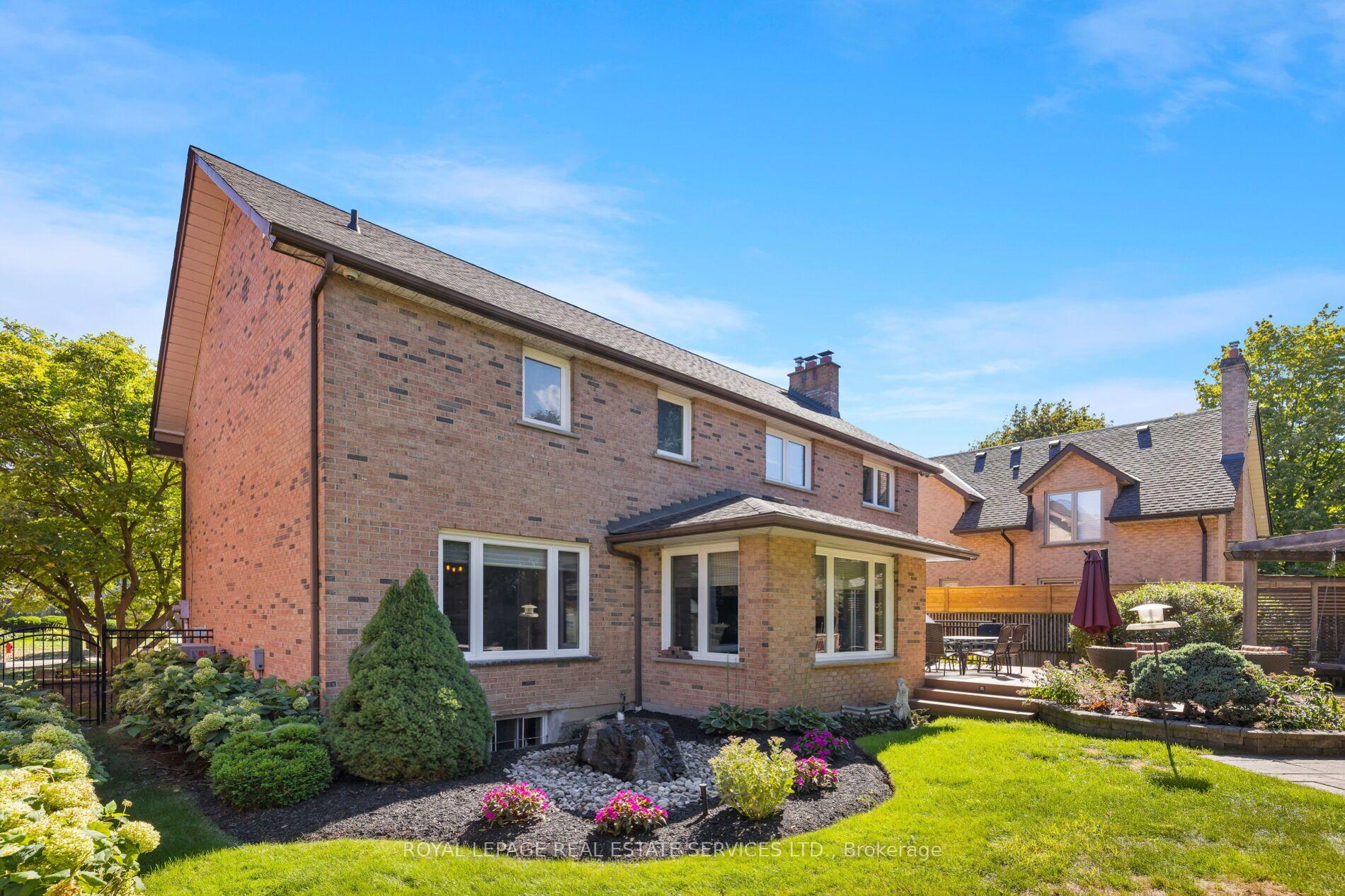 Photo 2 of 4279 Bridlepath Trail, Mississauga, Erin Mills — HOMEH