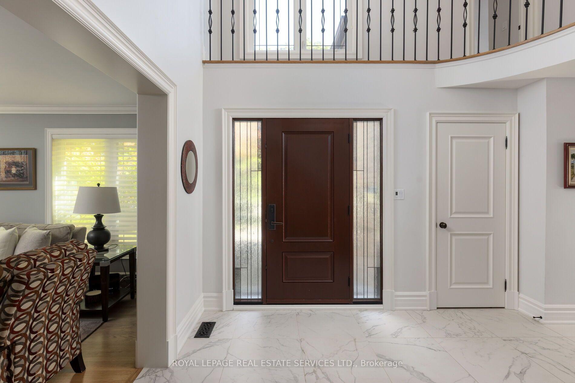 Photo 4 of 4279 Bridlepath Trail, Mississauga, Erin Mills — HOMEH