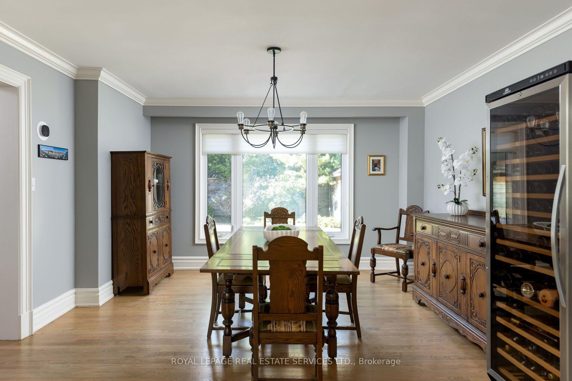 Photo 7 of 4279 Bridlepath Trail, Mississauga, Erin Mills — HOMEH