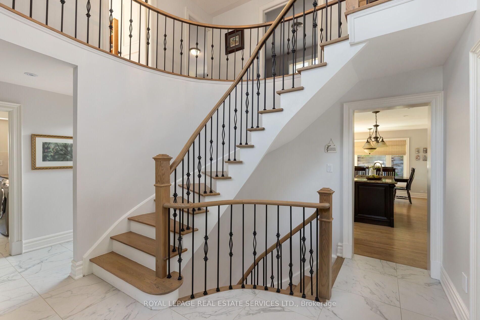 Photo 18 of 4279 Bridlepath Trail, Mississauga, Erin Mills — HOMEH