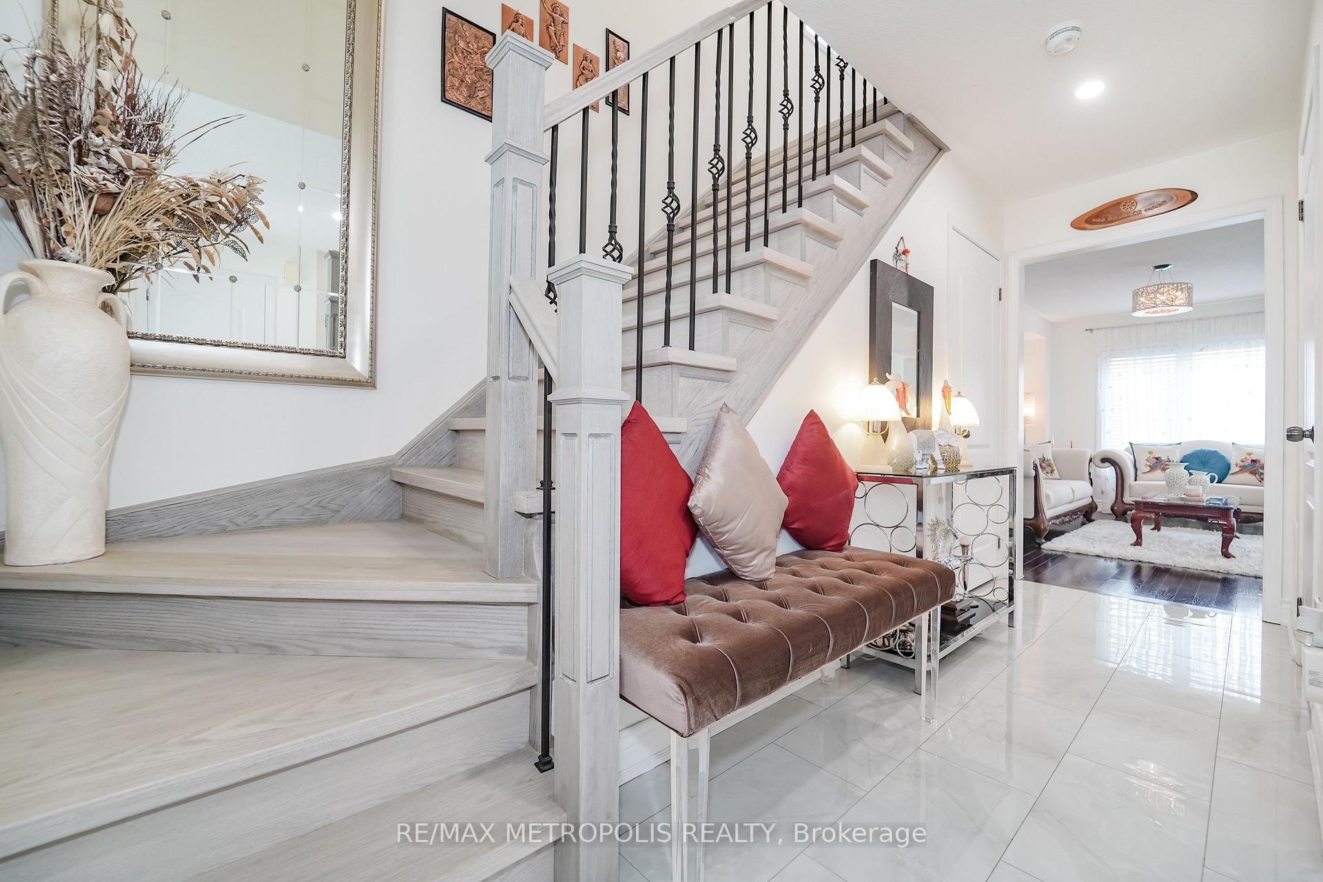 Photo 20 of 14 Richard Davies Crescent, Clarington, Bowmanville — HOMEH