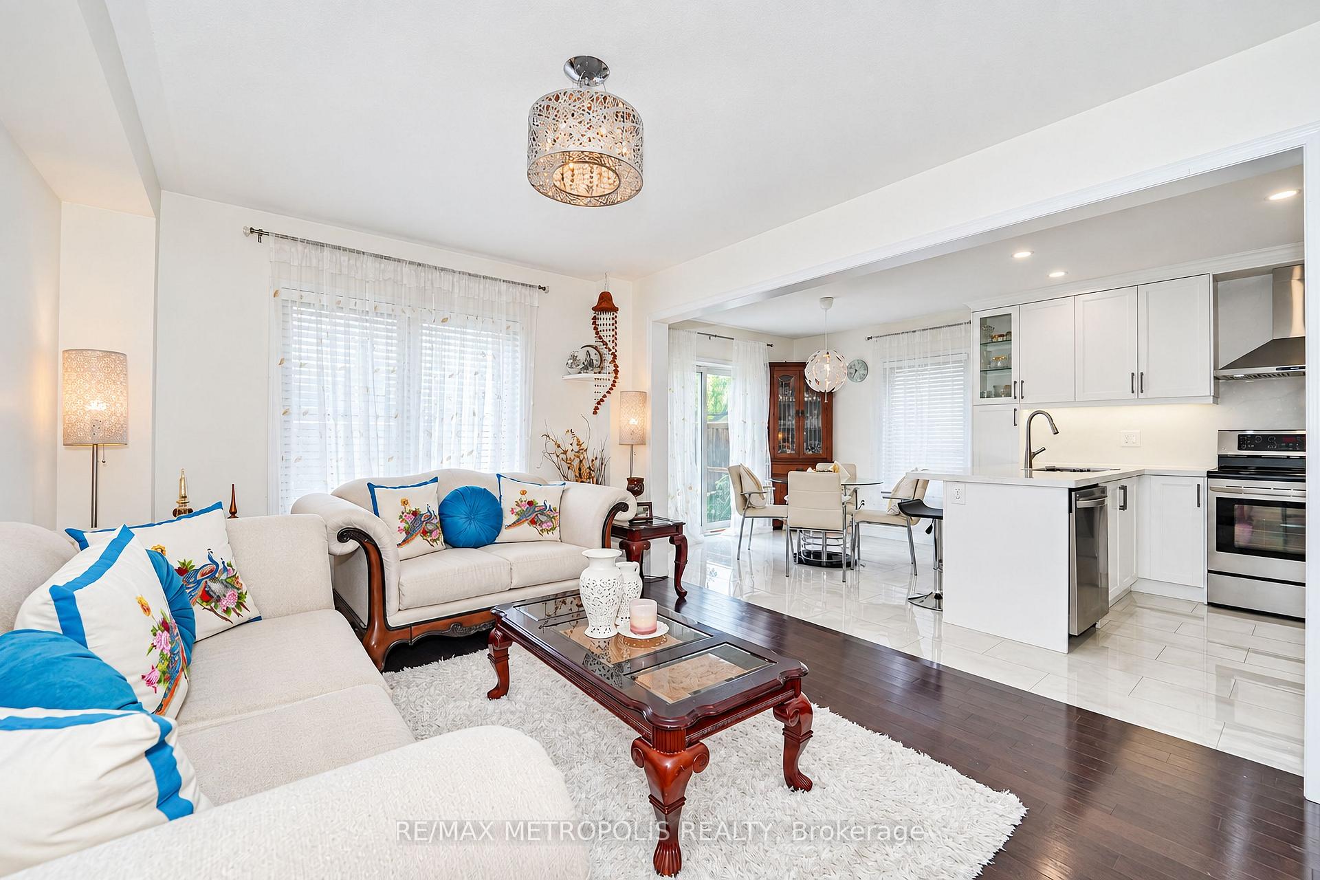 Photo 23 of 14 Richard Davies Crescent, Clarington, Bowmanville — HOMEH