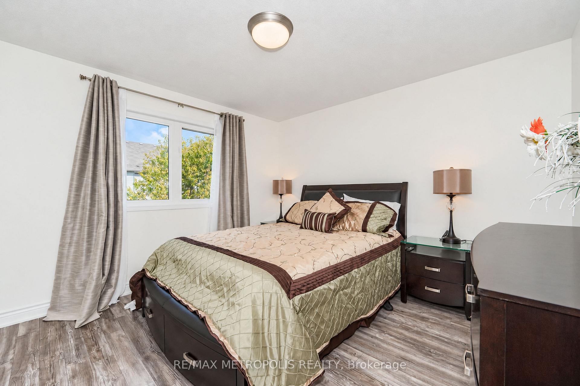 Photo 36 of 14 Richard Davies Crescent, Clarington, Bowmanville — HOMEH