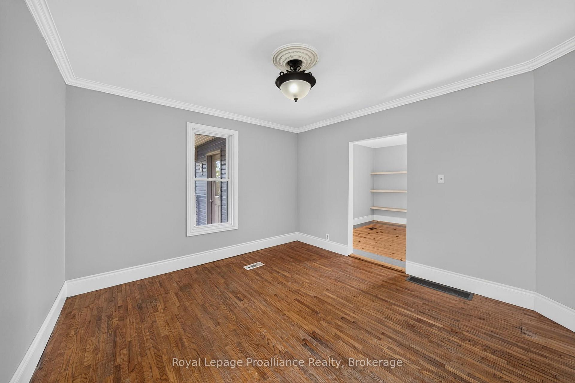 Photo 10 of 346 Gore Road, Prince Edward County, Ameliasburg Ward — HOMEH