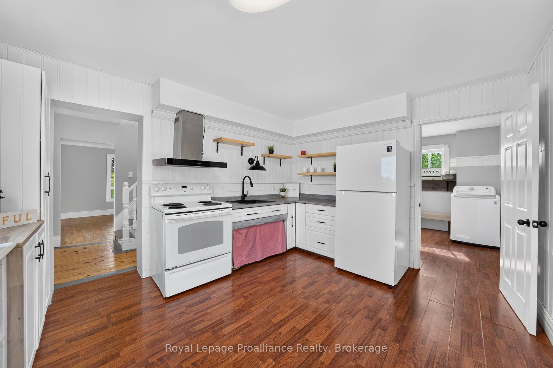 Photo 12 of 346 Gore Road, Prince Edward County, Ameliasburg Ward — HOMEH