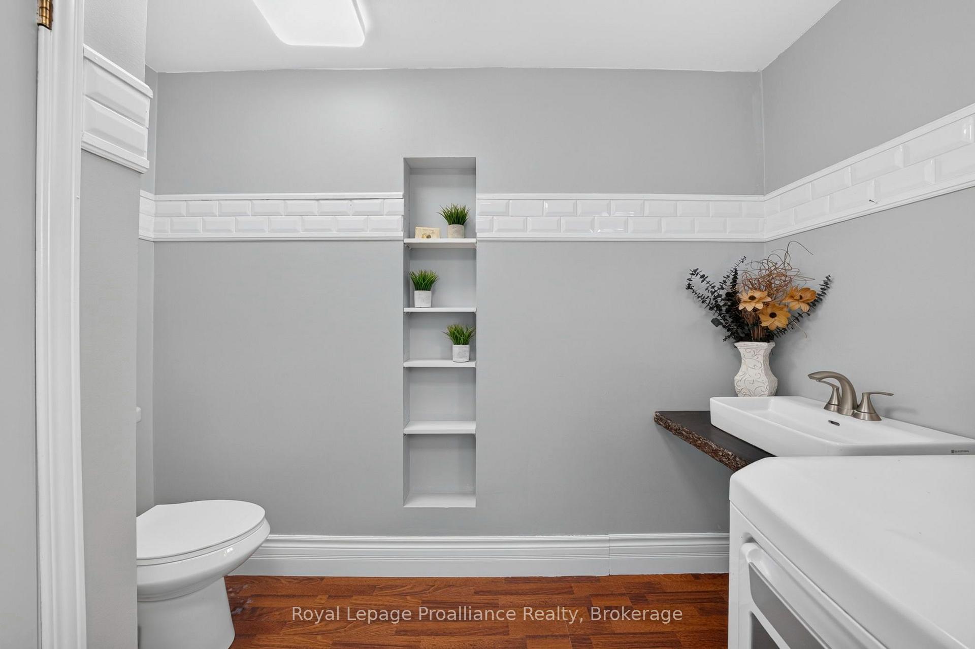 Photo 17 of 346 Gore Road, Prince Edward County, Ameliasburg Ward — HOMEH