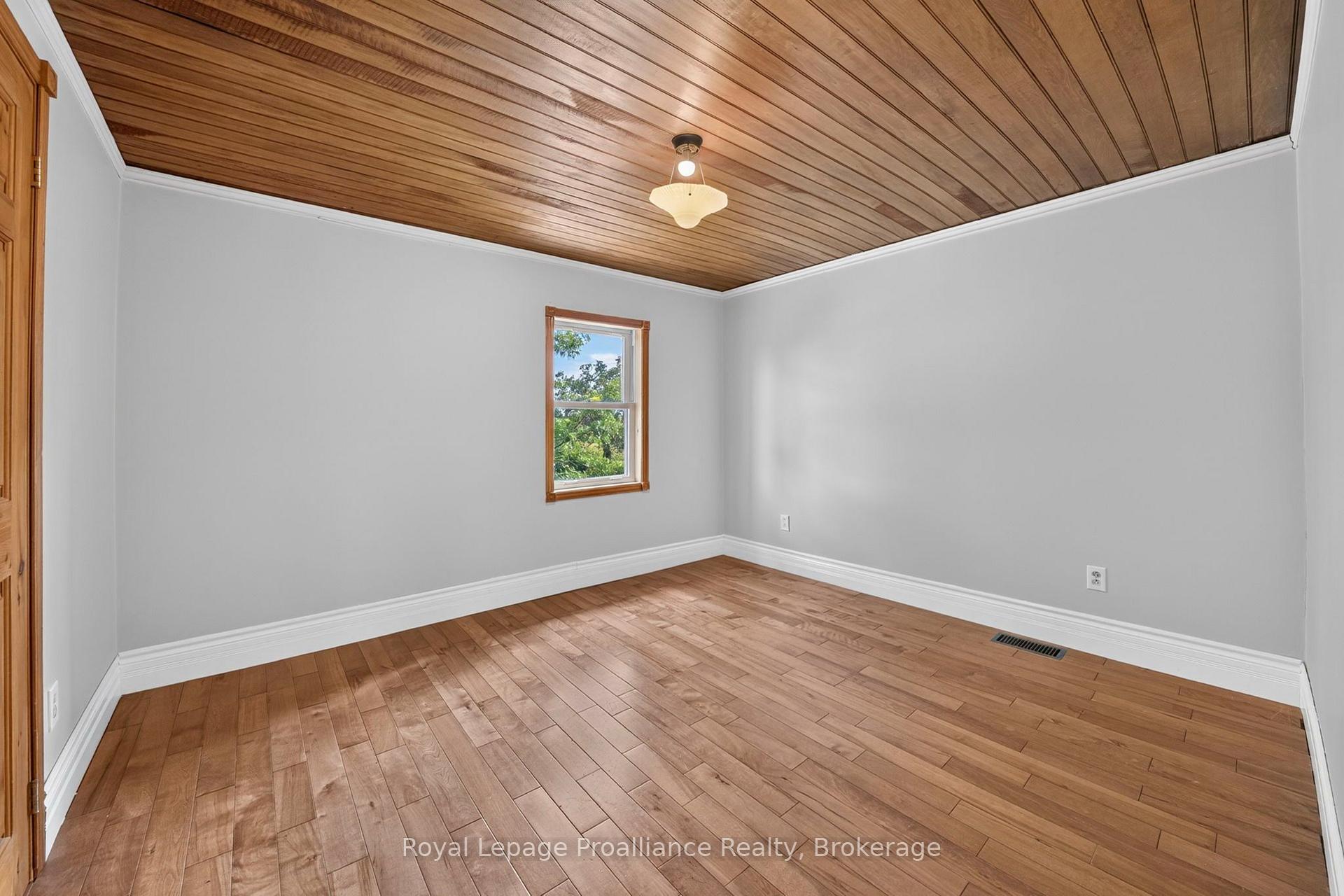 Photo 21 of 346 Gore Road, Prince Edward County, Ameliasburg Ward — HOMEH