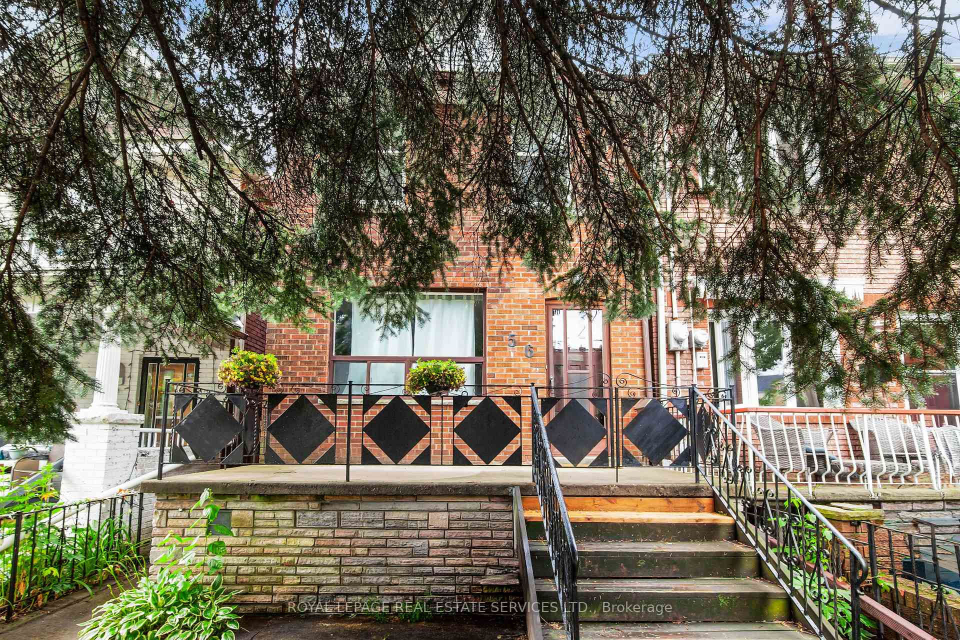 Photo of 56 Arlington Avenue