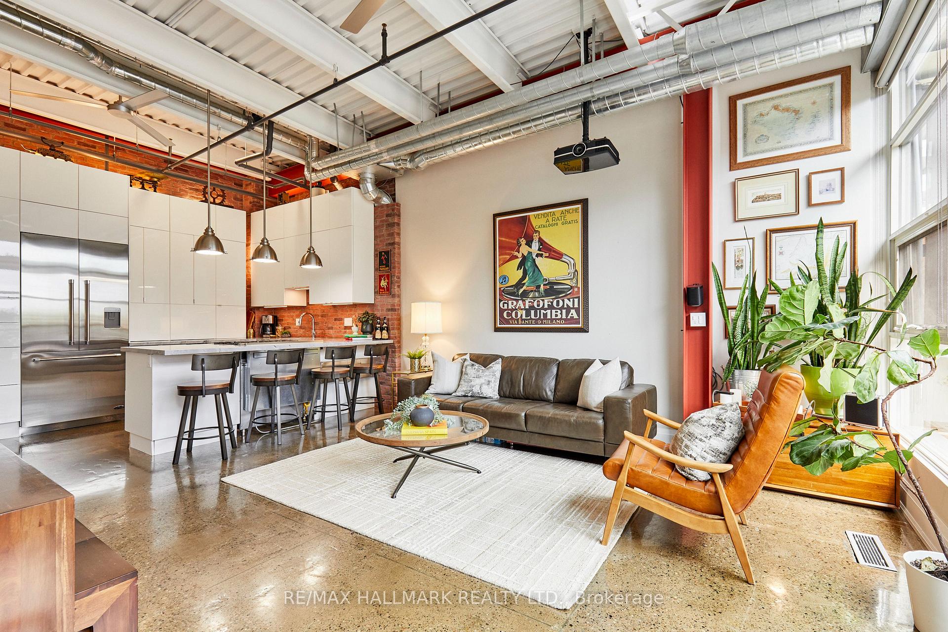 Photo 2 of Unit 412, 383 Adelaide Street E, Toronto, Moss Park — HOMEH