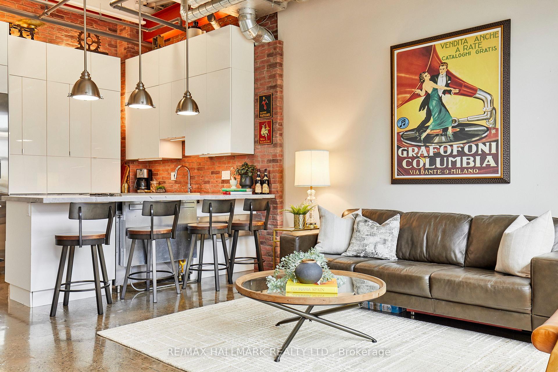 Photo 3 of Unit 412, 383 Adelaide Street E, Toronto, Moss Park — HOMEH