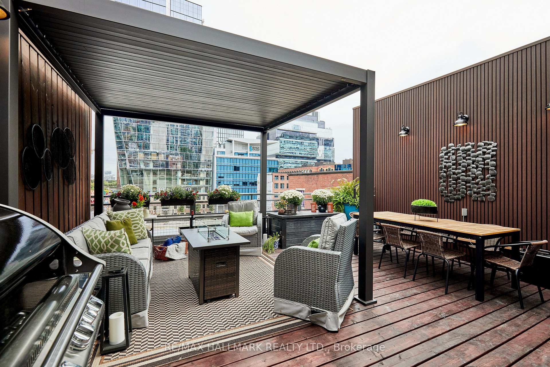Photo 12 of Unit 412, 383 Adelaide Street E, Toronto, Moss Park — HOMEH