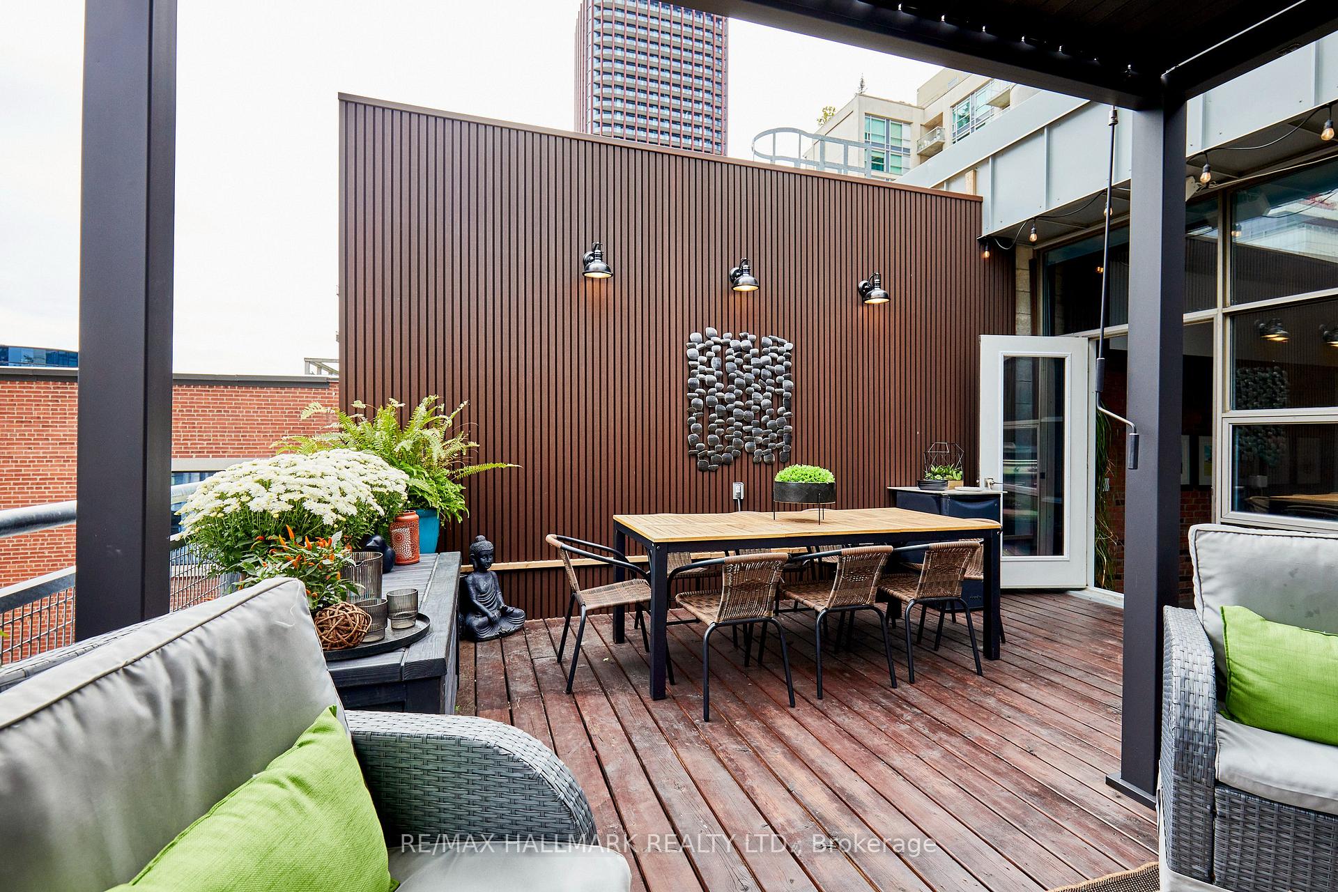 Photo 19 of Unit 412, 383 Adelaide Street E, Toronto, Moss Park — HOMEH