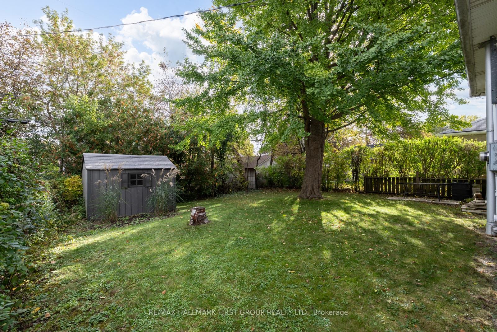 Photo 18 of 28 Forest Road, Ajax, South East — HOMEH