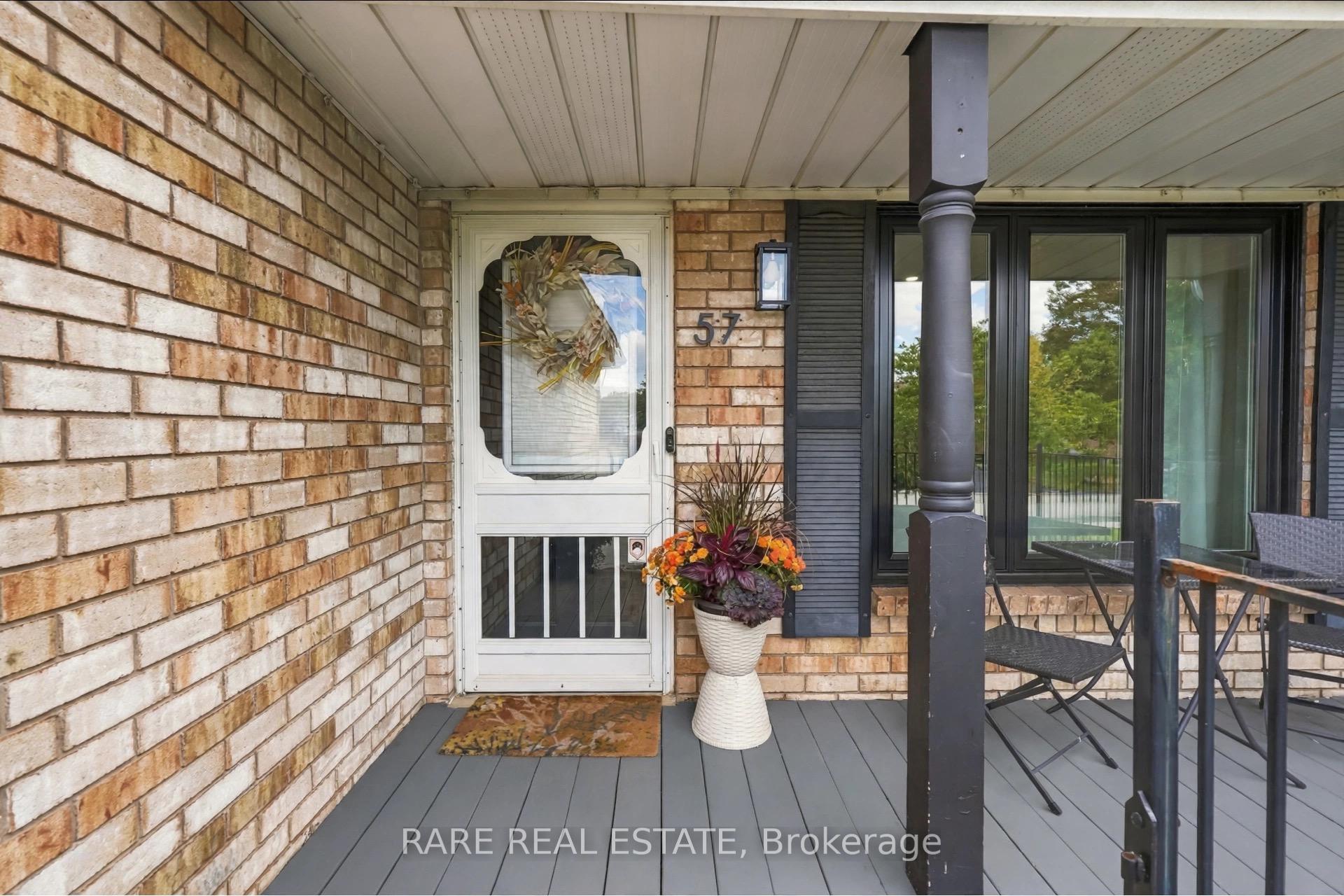 Photo 6 of 57 Fenwick Avenue, Clarington, Bowmanville — HOMEH