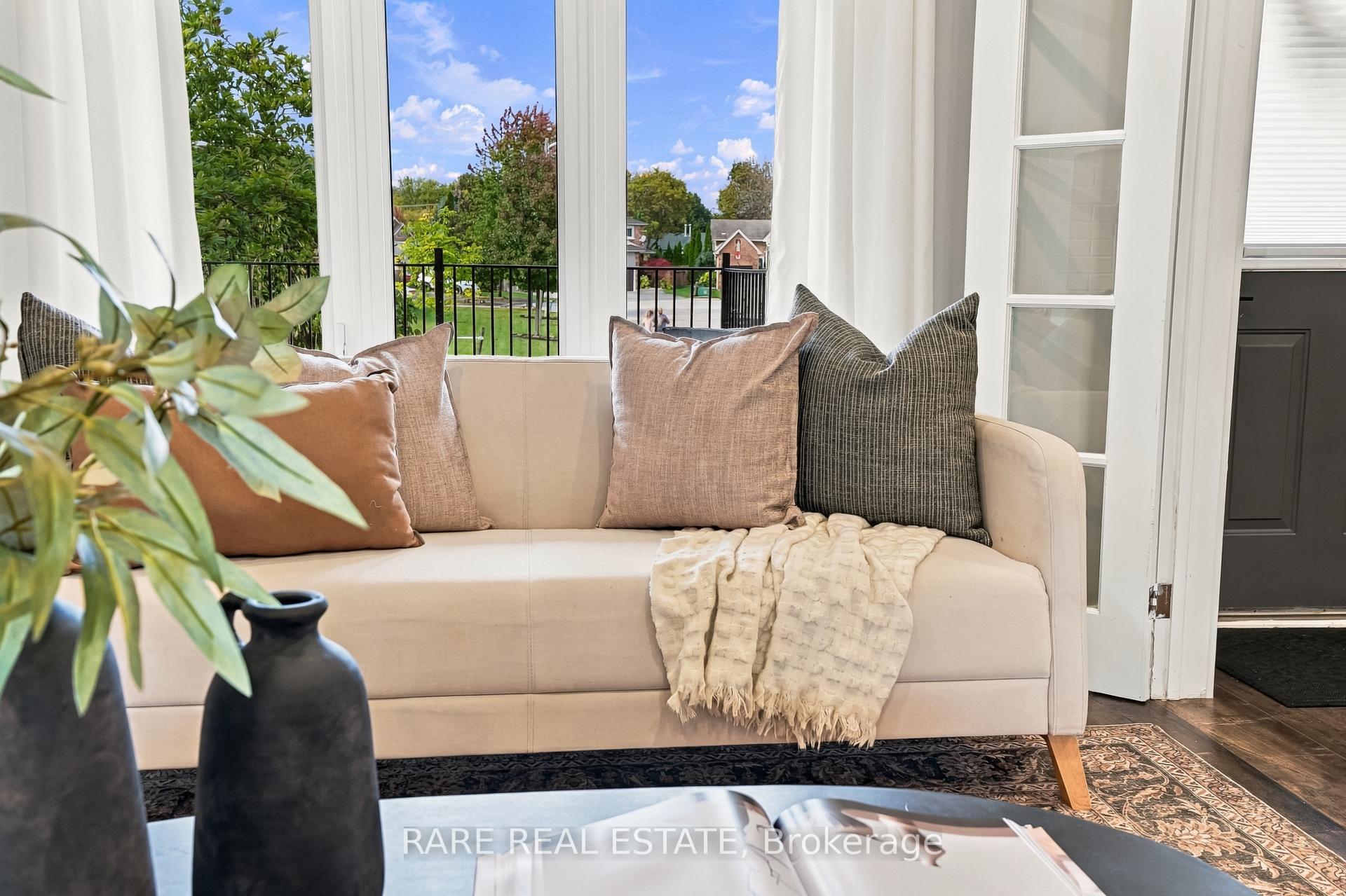 Photo 19 of 57 Fenwick Avenue, Clarington, Bowmanville — HOMEH