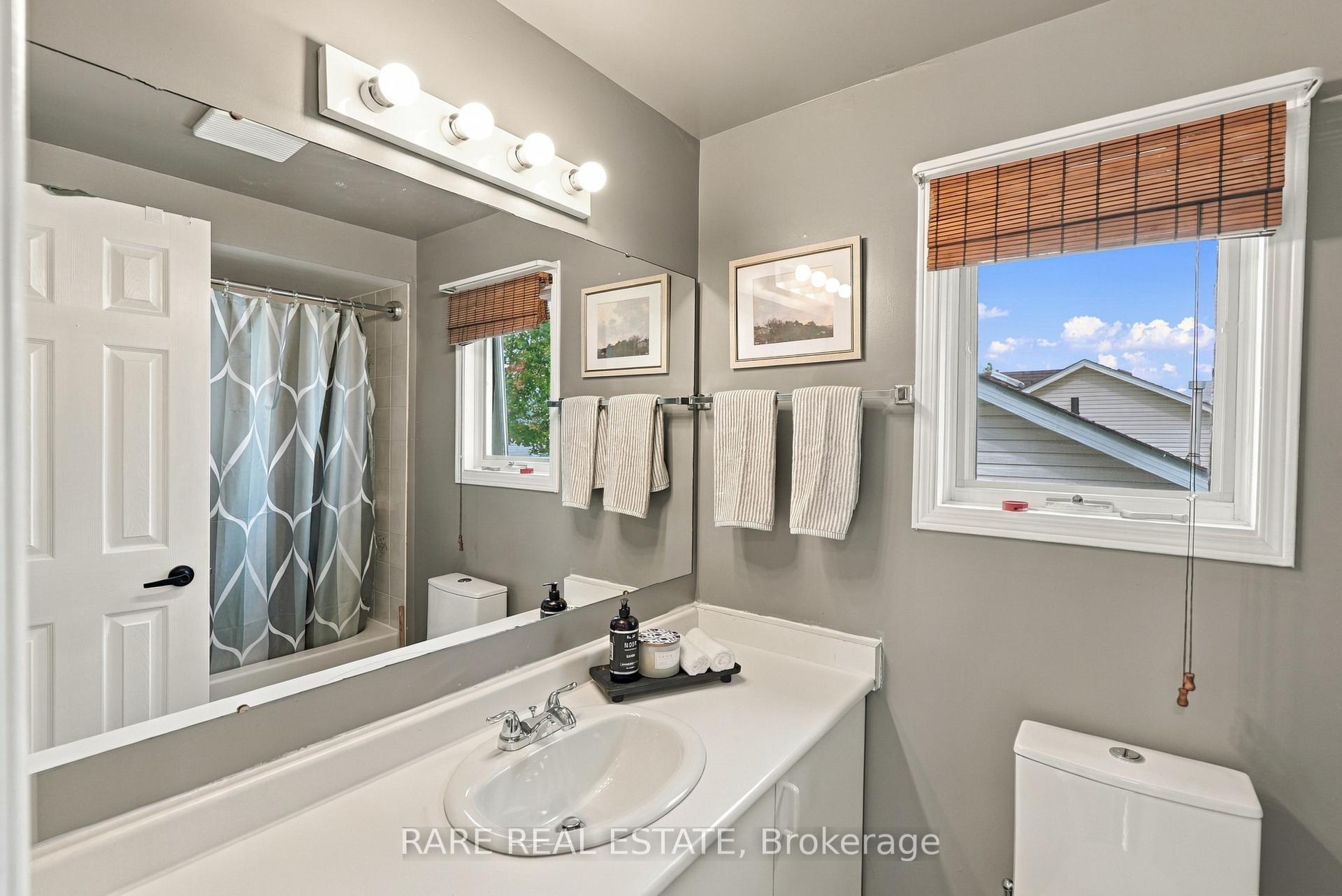 Photo 34 of 57 Fenwick Avenue, Clarington, Bowmanville — HOMEH