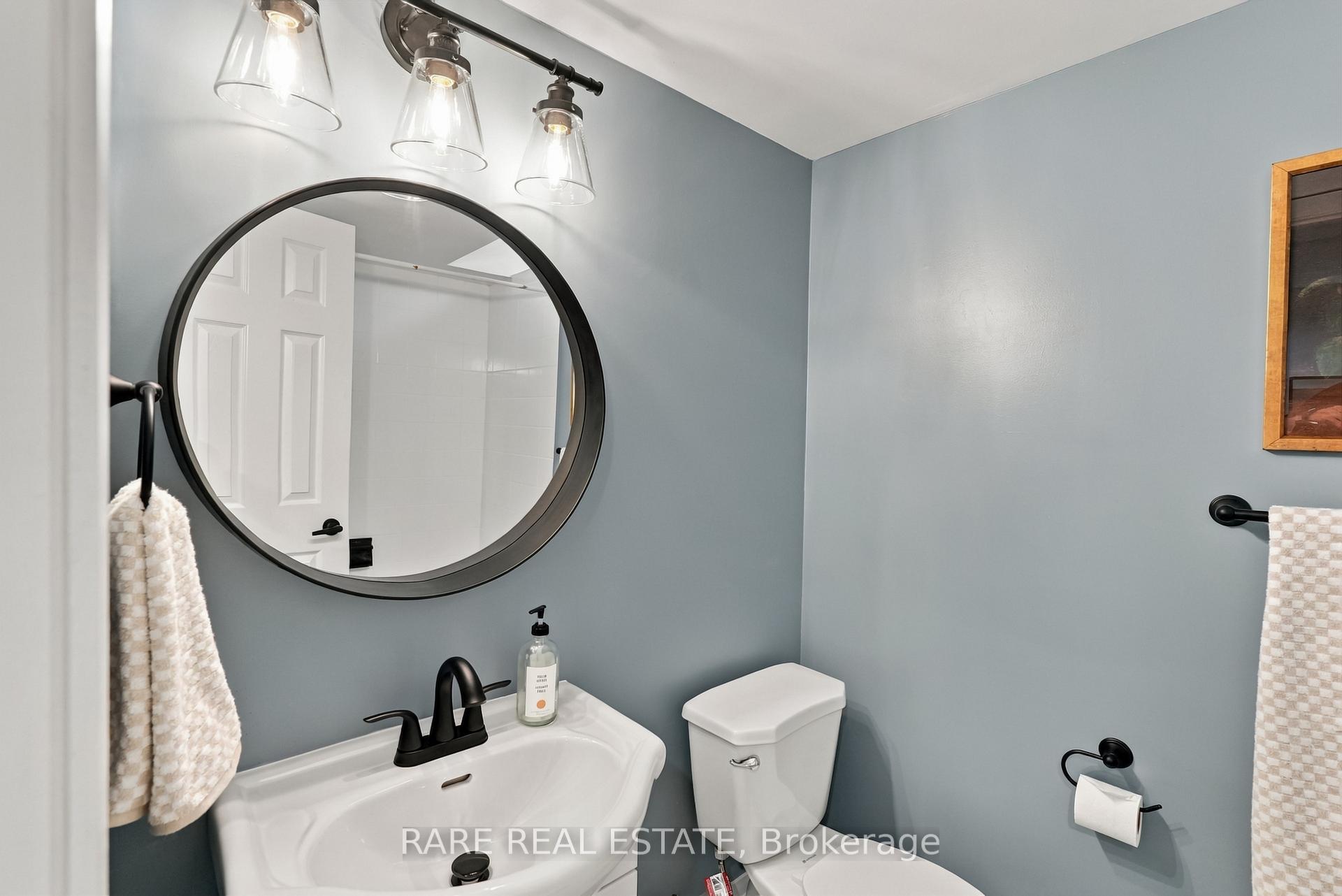 Photo 39 of 57 Fenwick Avenue, Clarington, Bowmanville — HOMEH