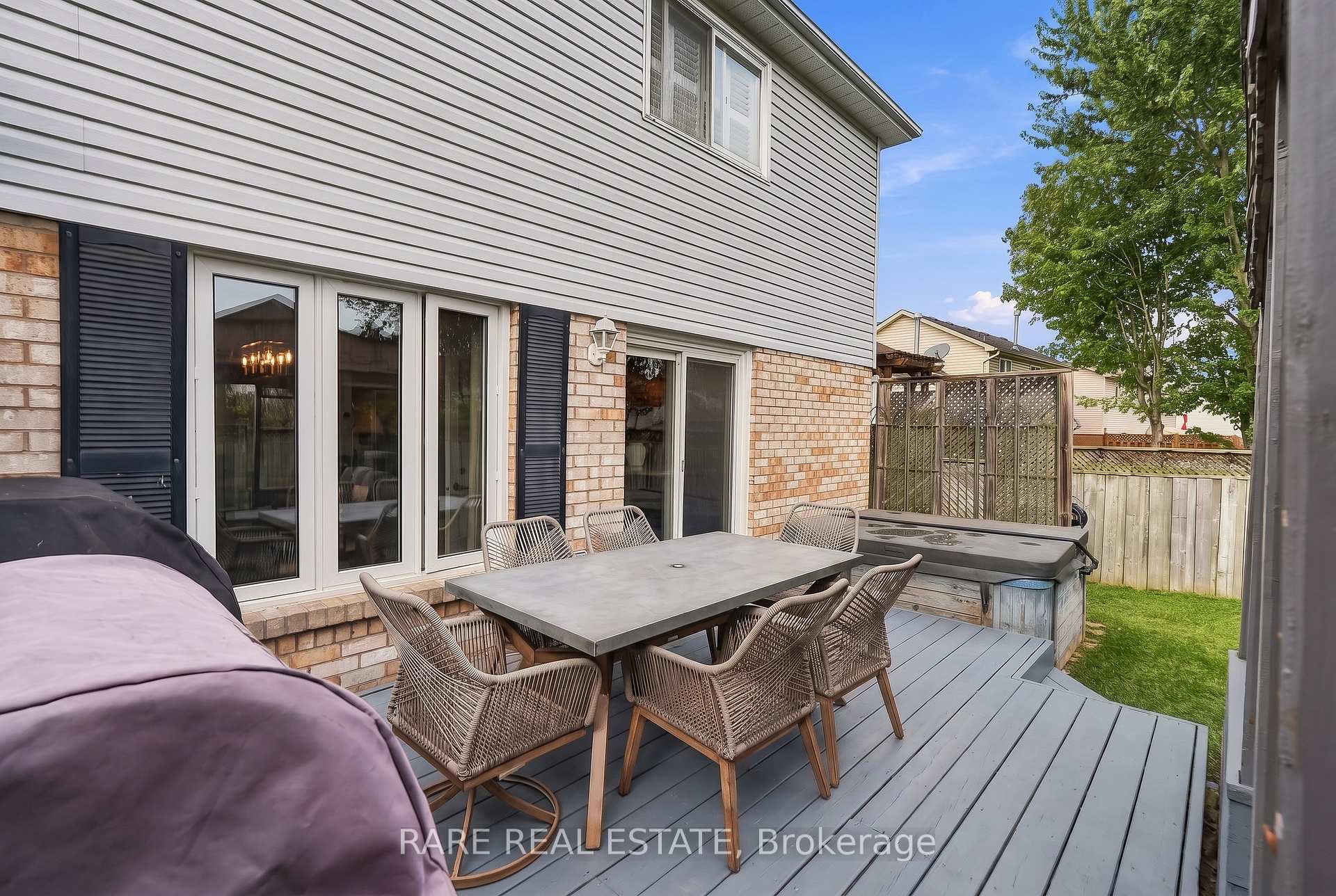 Photo 46 of 57 Fenwick Avenue, Clarington, Bowmanville — HOMEH