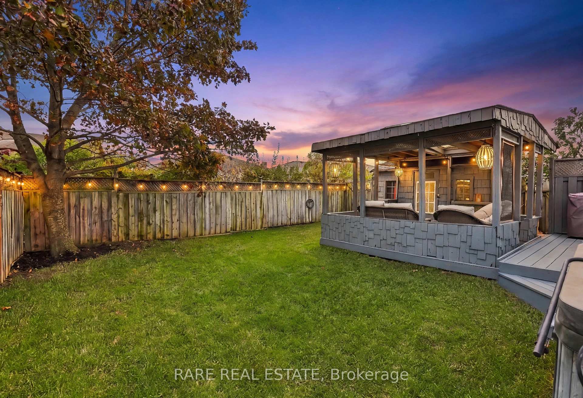 Photo 49 of 57 Fenwick Avenue, Clarington, Bowmanville — HOMEH