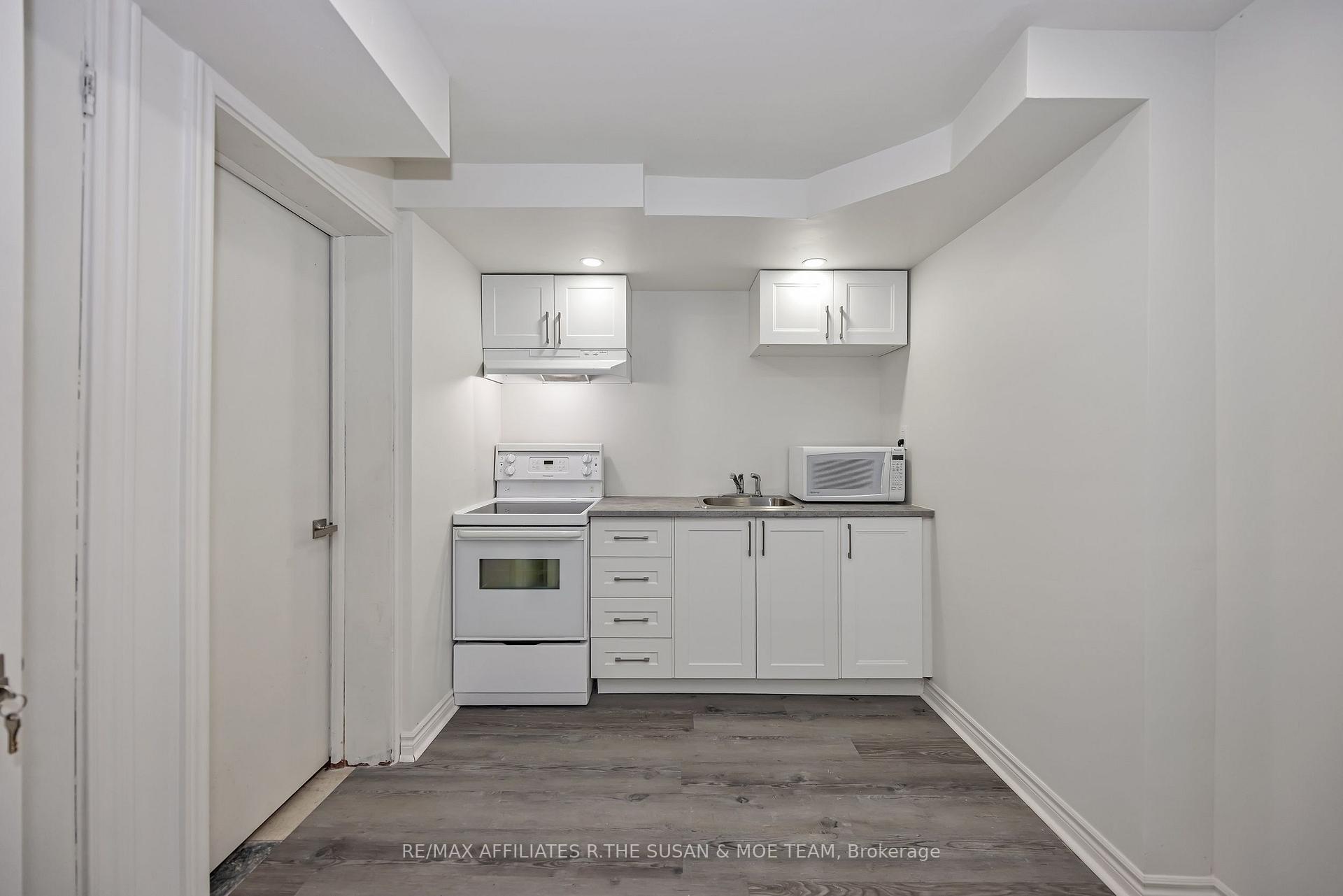 Photo 8 of 2131 Neepawa Avenue, Ottawa, Carlingwood — HOMEH